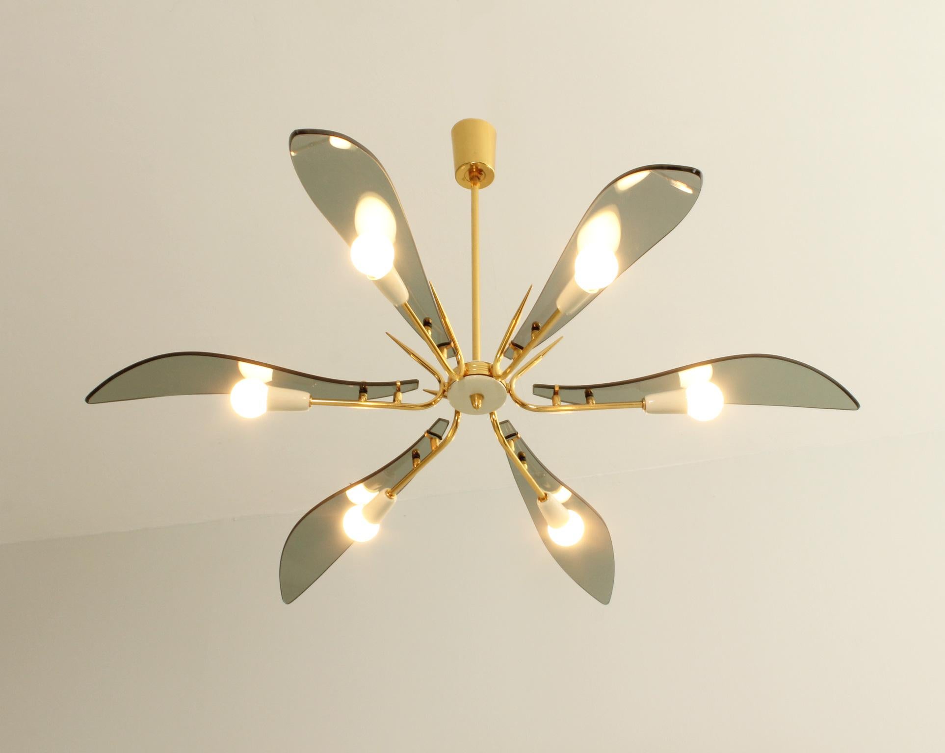 Large Chandelier attributed to Fontana Arte, Italy, 1950's For Sale 6