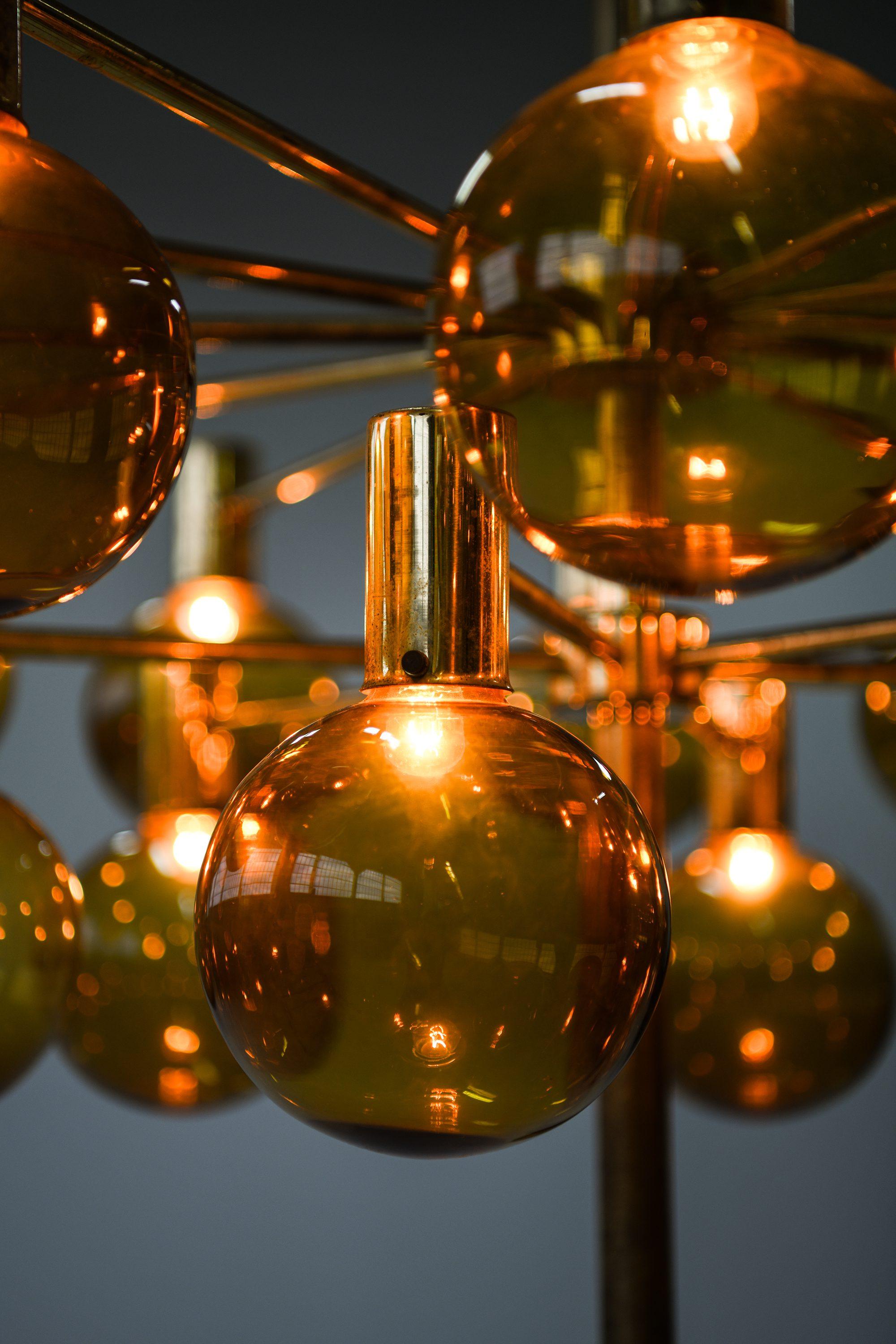 Large Chandelier in Brass and Amber Glass by Hans-Agne Jakobsson, 1950's For Sale 4