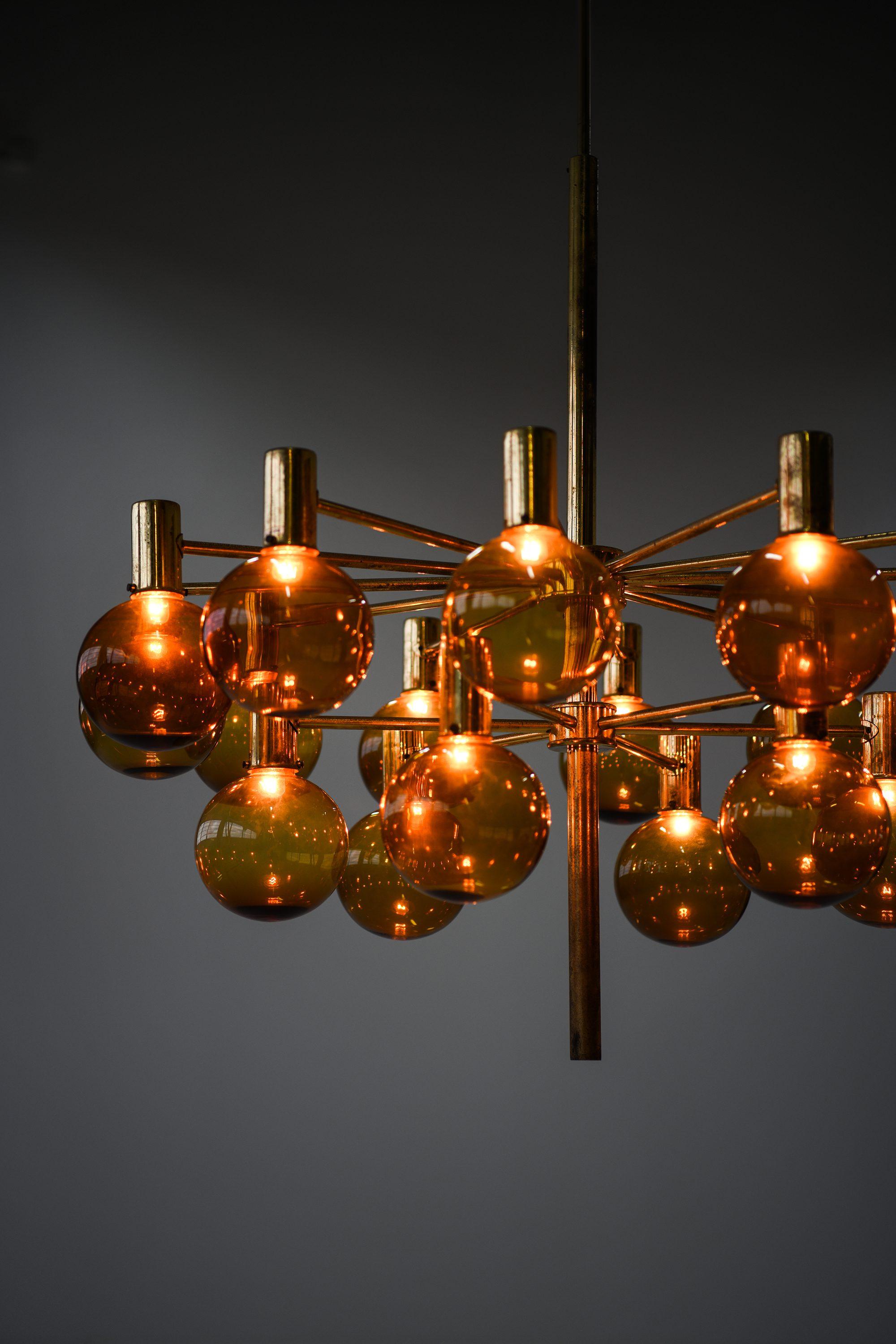 Large Chandelier in Brass and Amber Glass by Hans-Agne Jakobsson, 1950's For Sale 1