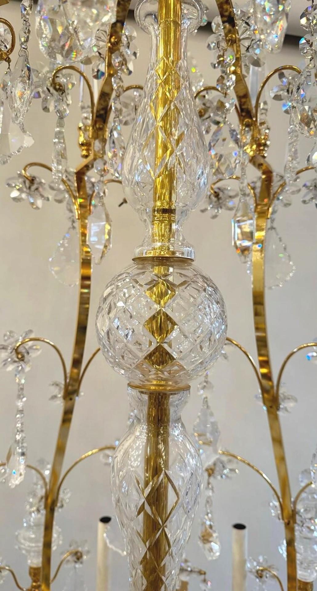Mid-Century Modern Large Chandelier In Gilded Bronze And Palwa Crystal - 24 Lights - Circa 1980 For Sale