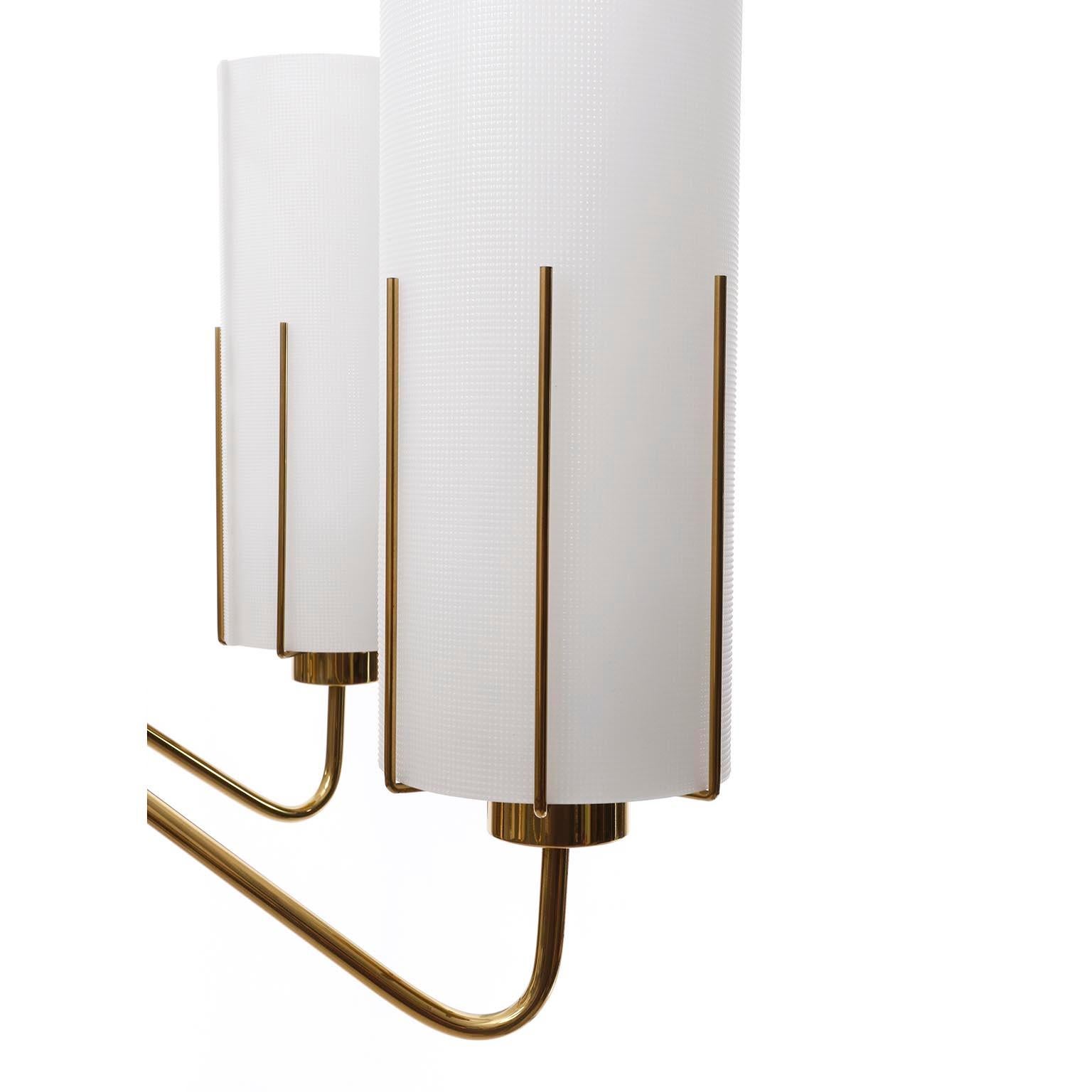 Grande lampadario, plexiglass opalino smerigliato bianco latte, ottone acrilico, anni '60 in vendita 1