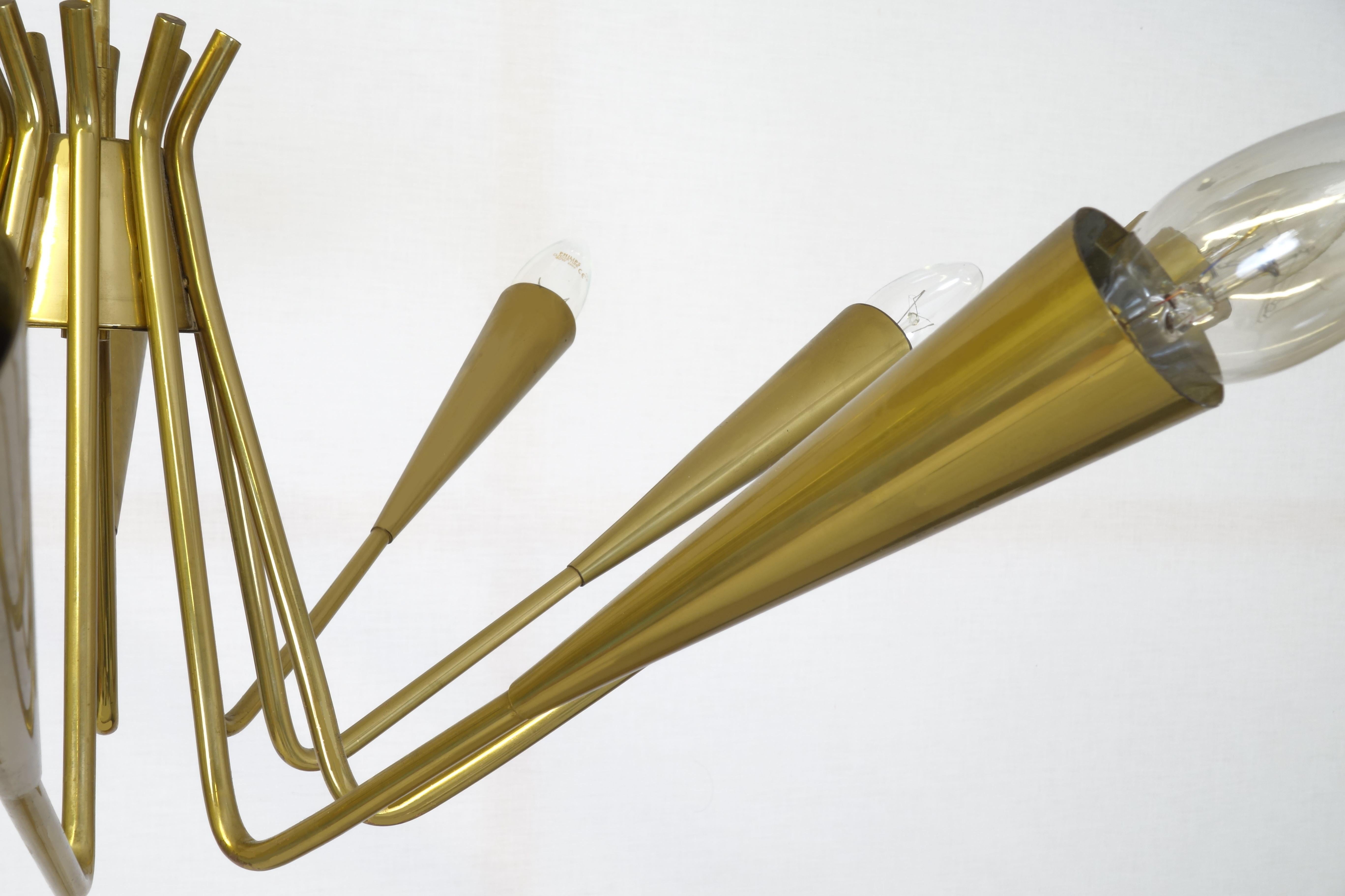 Large Chandelier or Pendant Brass in the Manner of Design Stilnovo, Italy 1950s For Sale 1