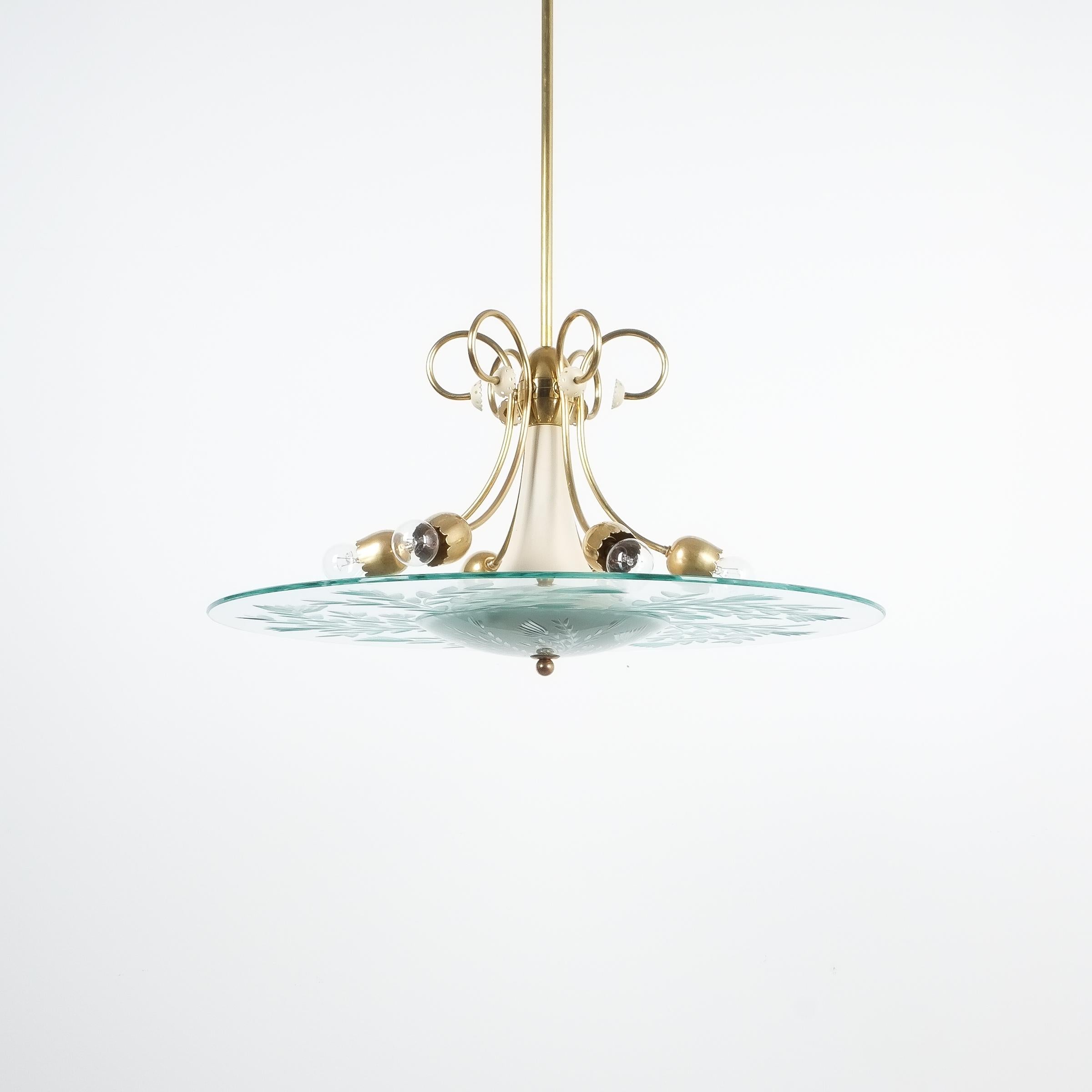 Carved Luigi Brusotti Art Deco Chandelier Glass Brass, circa 1945, Italy For Sale