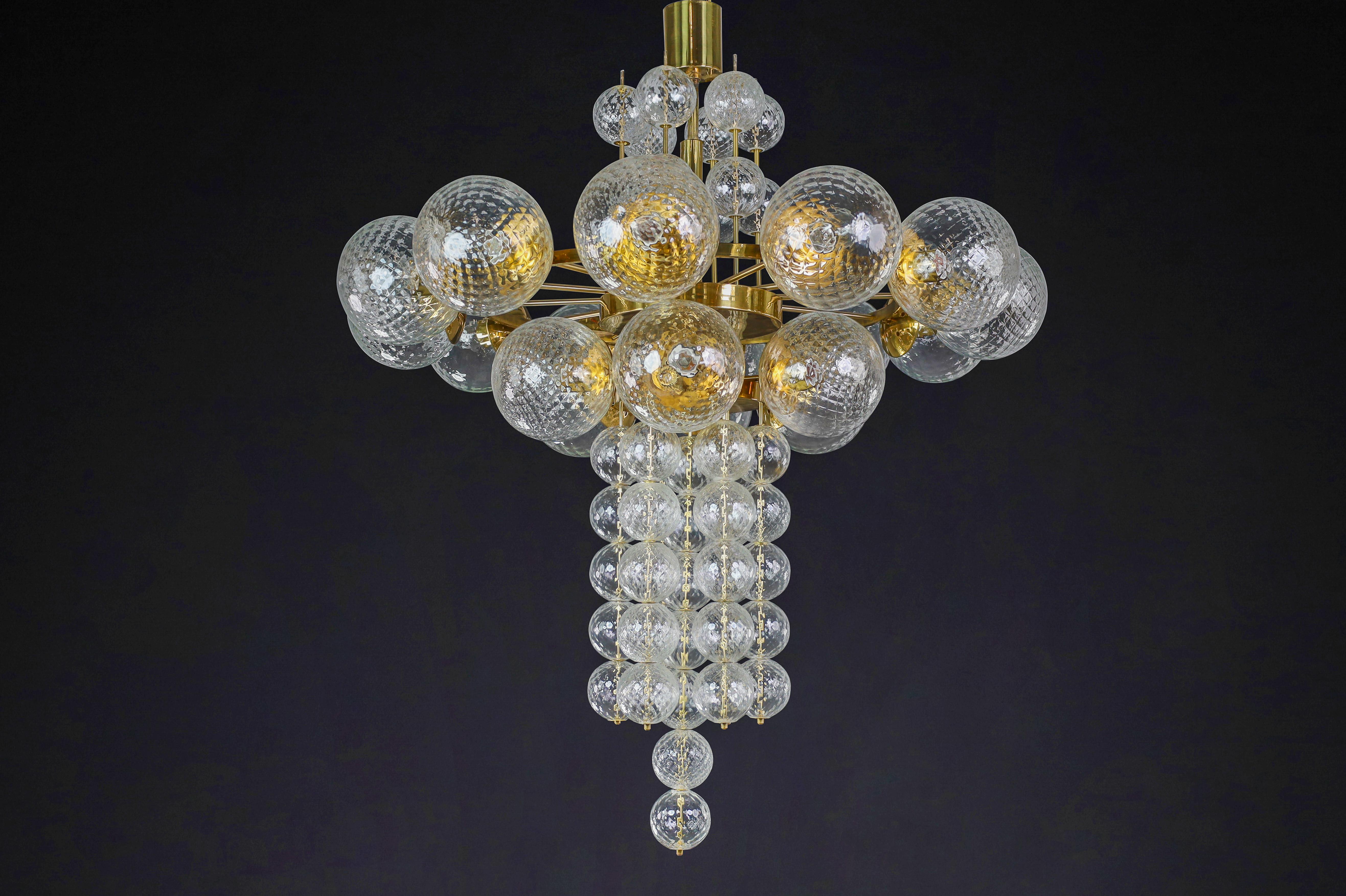 Large Chandelier with brass fixture and hand-blowed glass globes by Preciosa Cz. For Sale 11