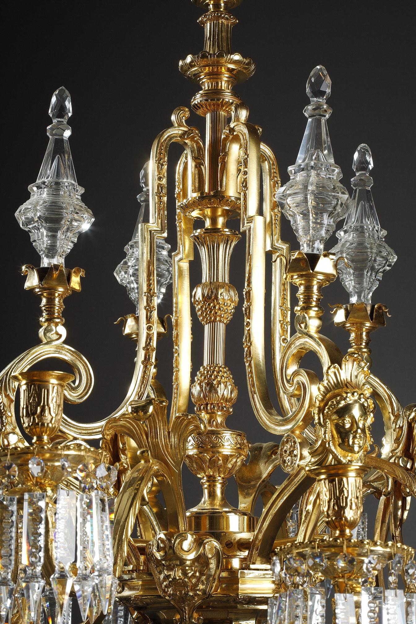Large Chandelier with Gilt Bronze Crystals and Masks Decorations For Sale 4