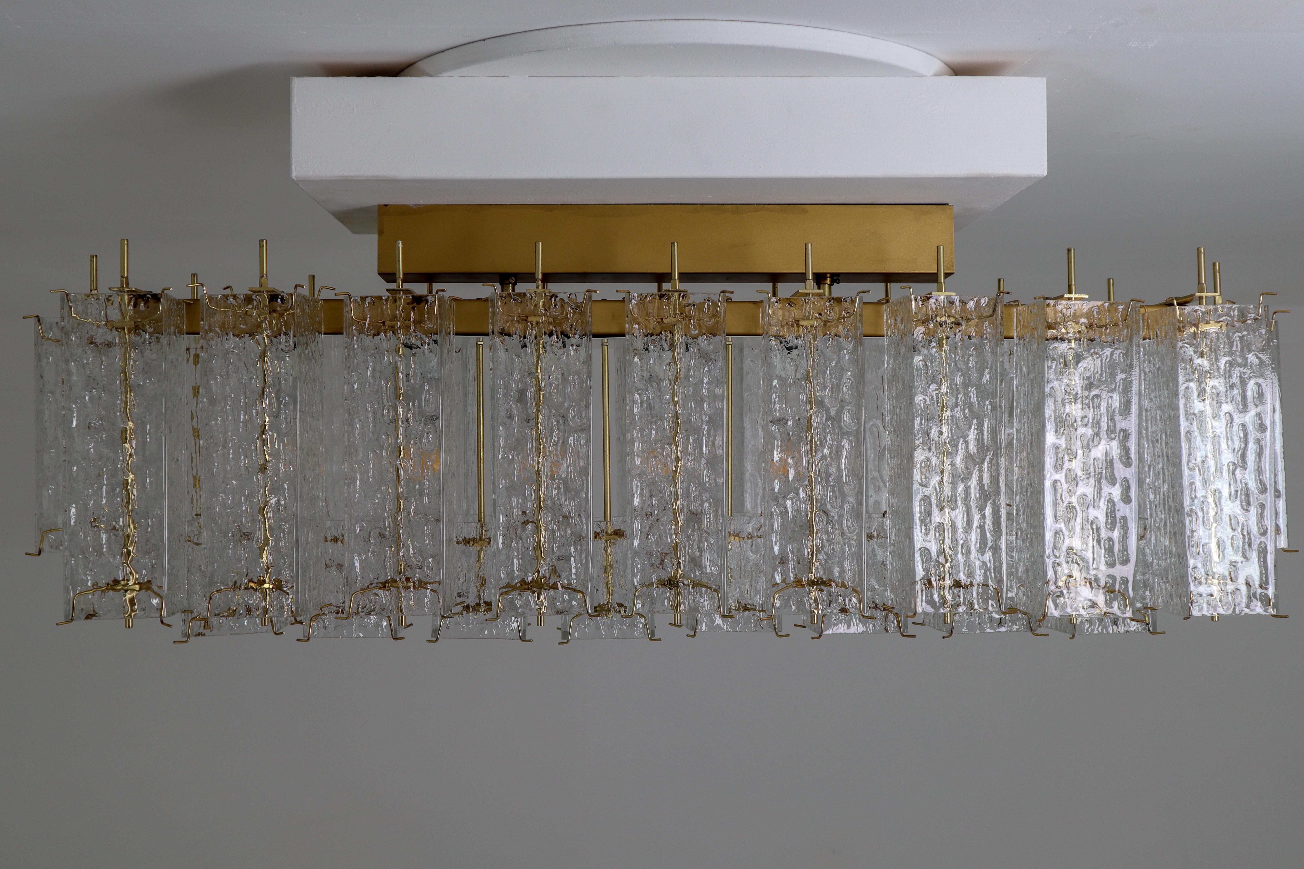 Large Chandelier with Twenty-Eight Structured Glass and Brass Frame, 1960s For Sale 2
