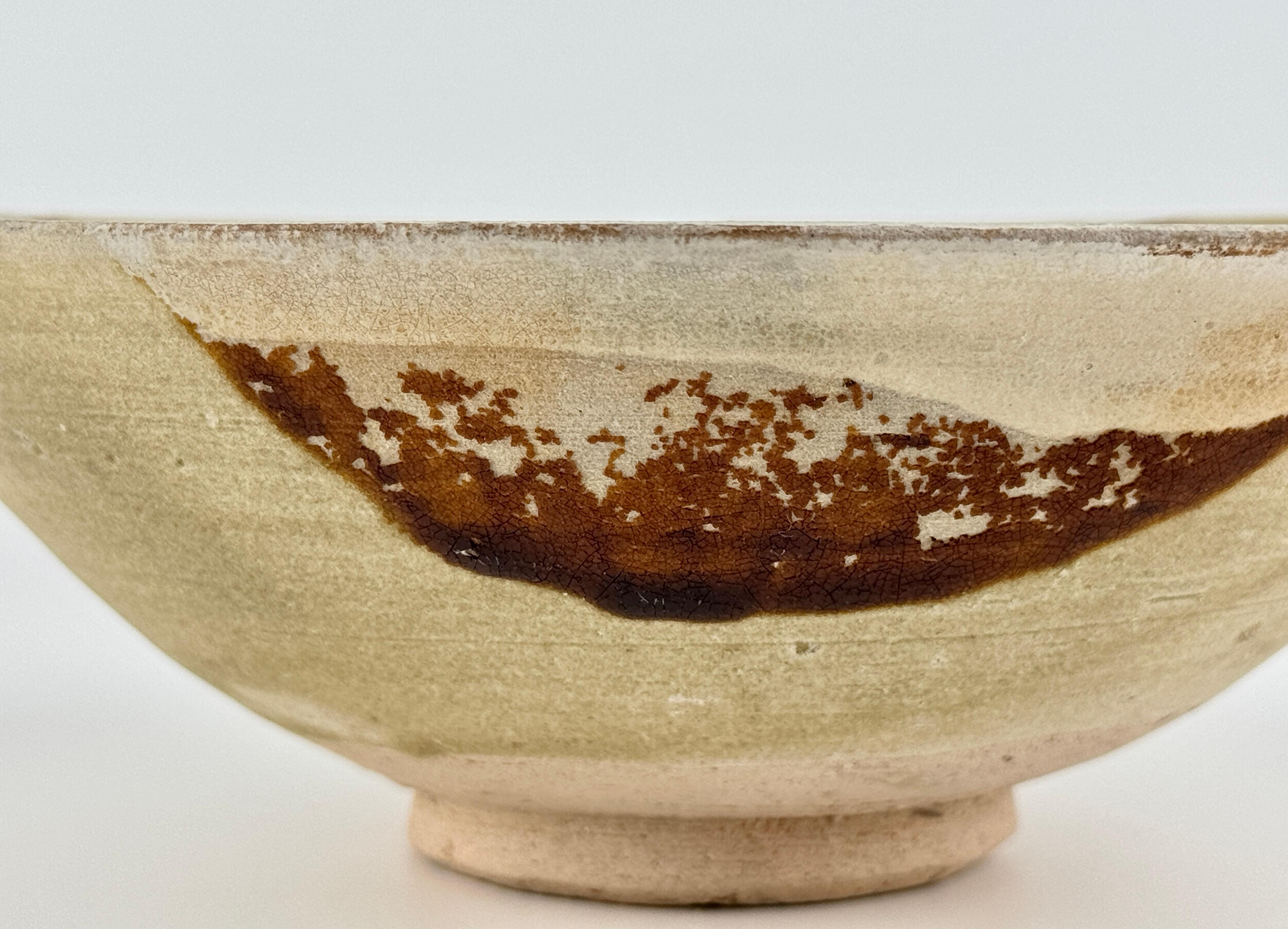 Grande ciotola Changsha dalla nave Belitung, Tang Dynasty In condizioni buone in vendita a seoul, KR