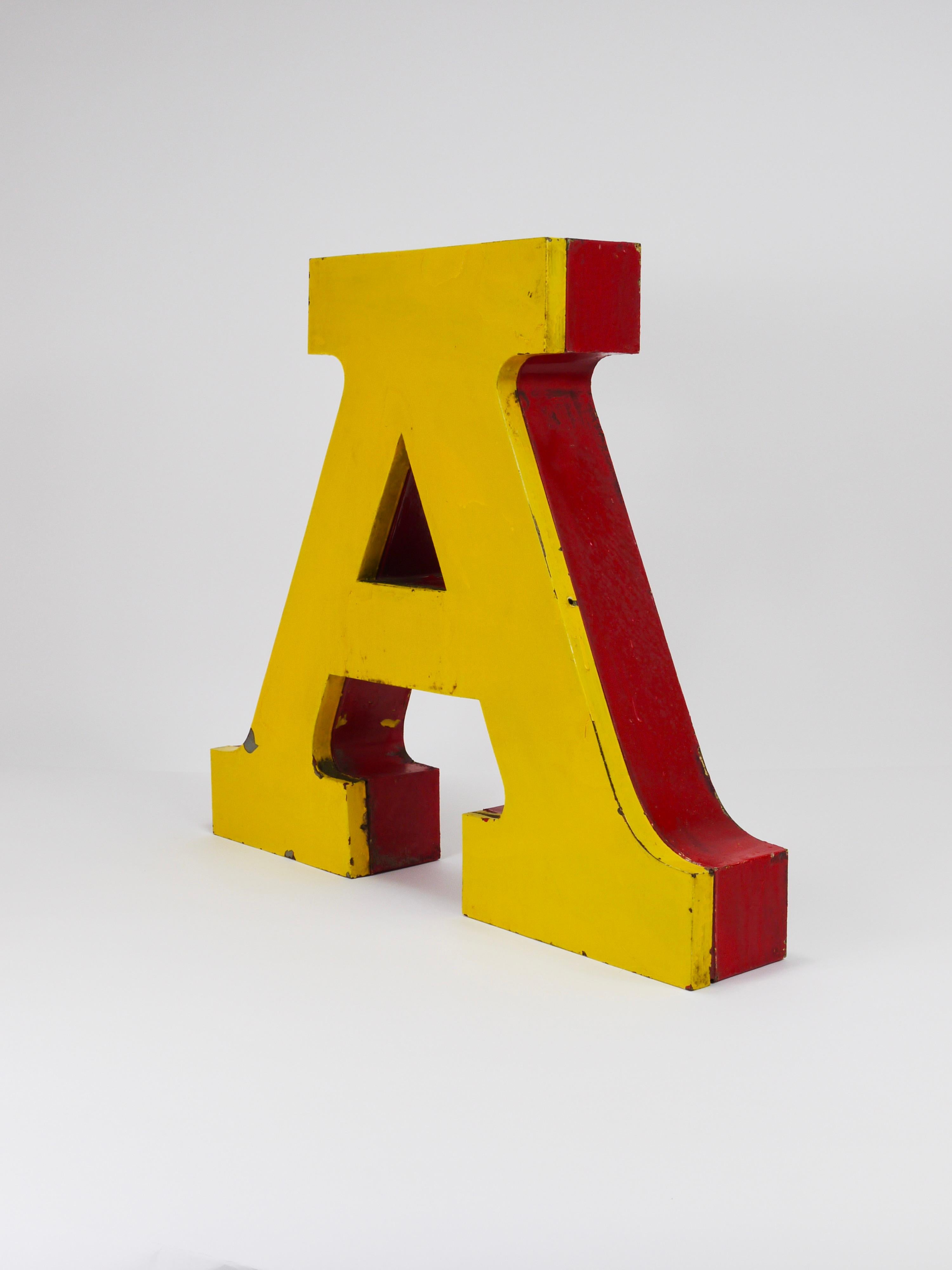 Large Channel Letter A Circus Lettering Advertising Sign from the the 1960s In Good Condition For Sale In Vienna, AT
