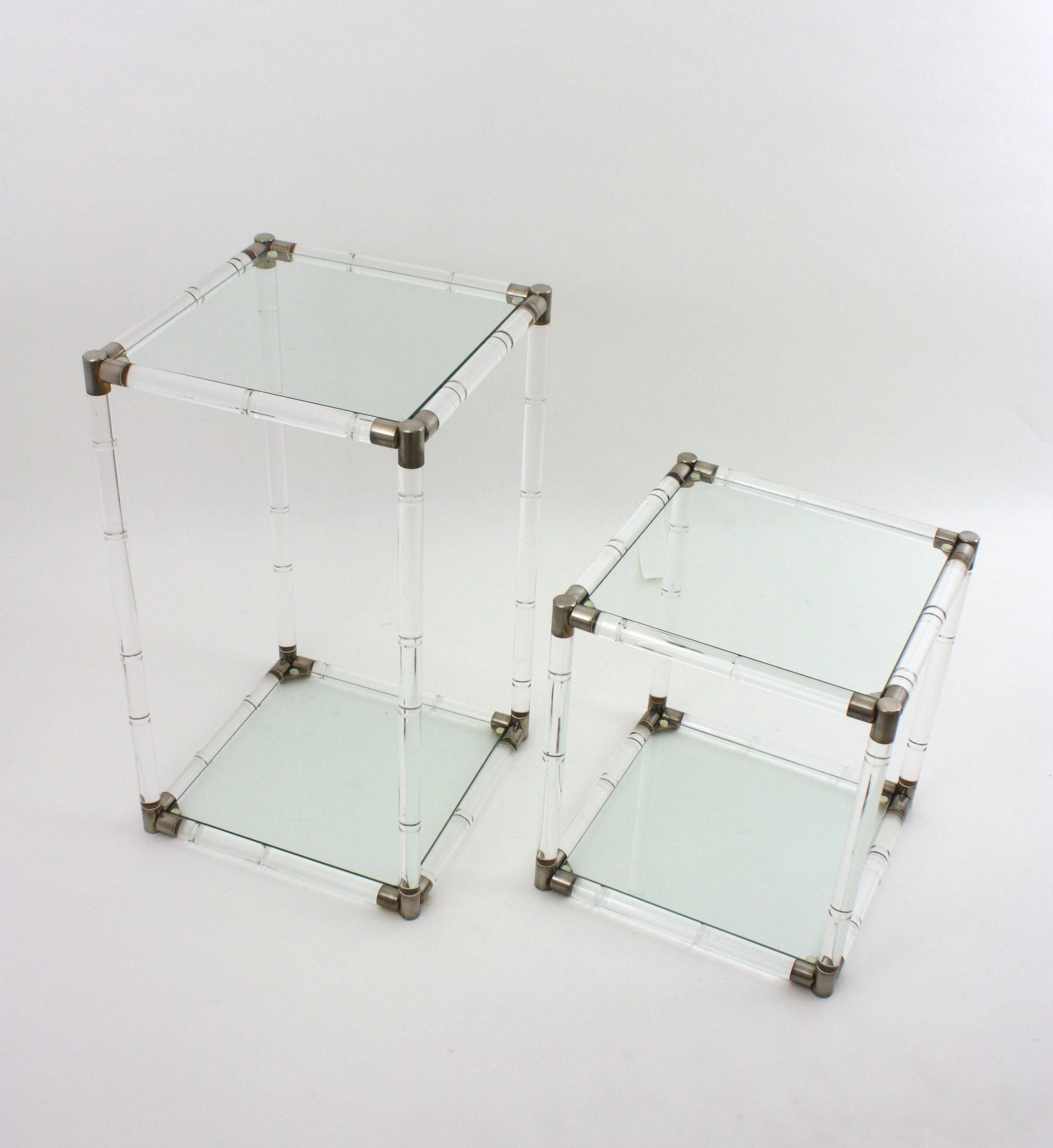 Grande table d'appoint de style Charles Hollis Jones en lucite et verre en vente 7