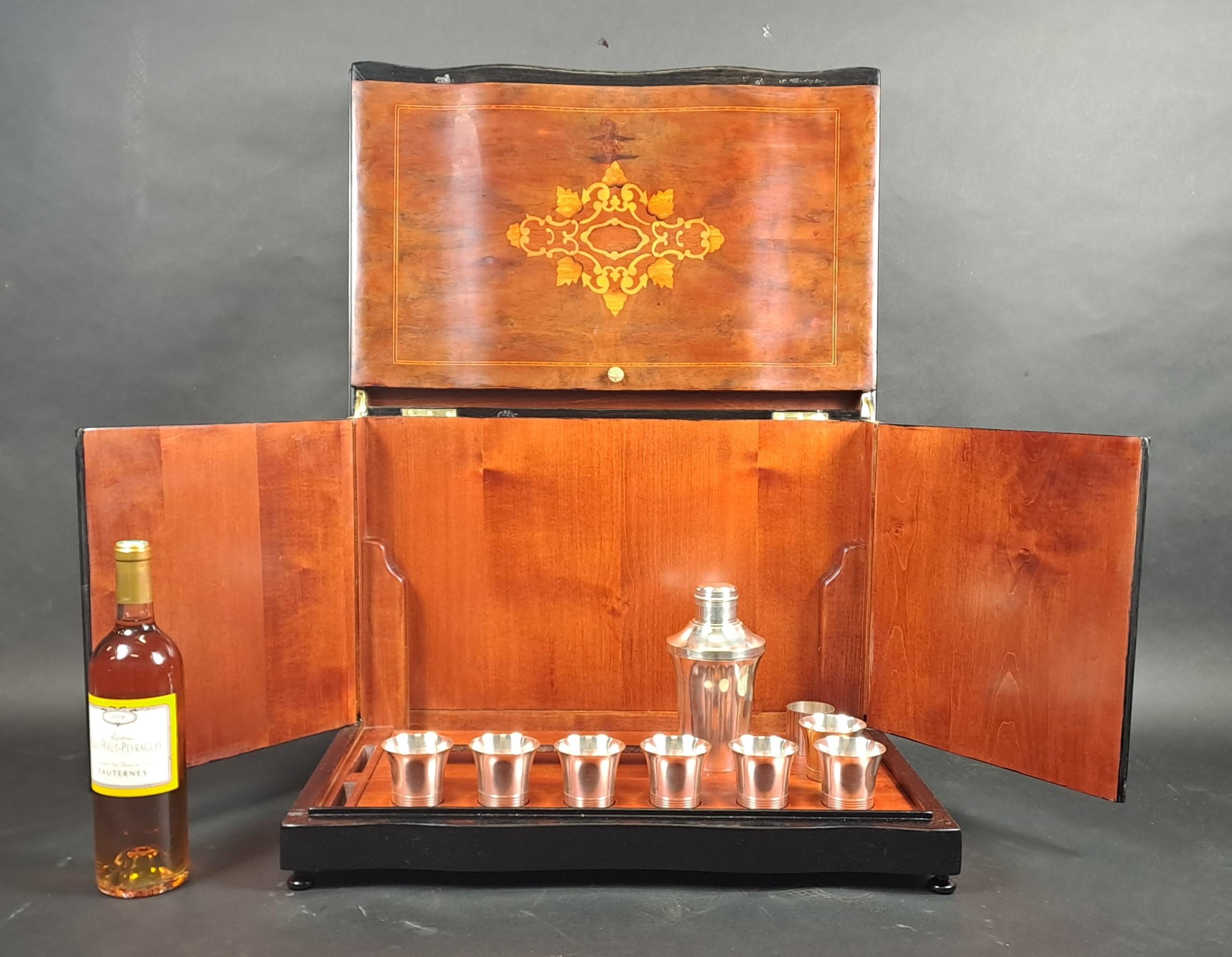 British Large Charles X Style Cocktail Bar In Marquetry For Sale