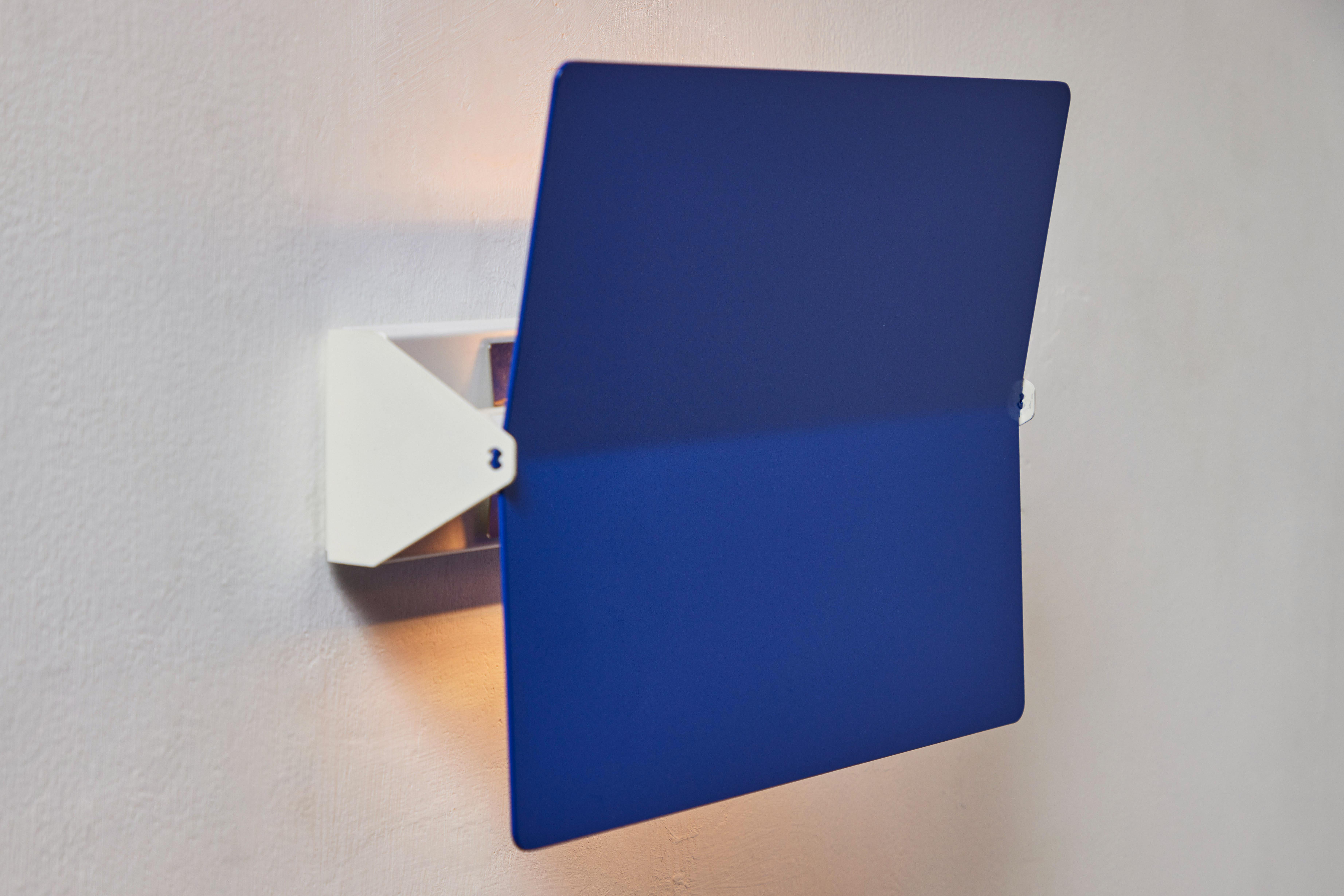Mid-Century Modern Large Charlotte Perriand 'Applique À Volet Pivotant Plié' Wall Light in Blue For Sale