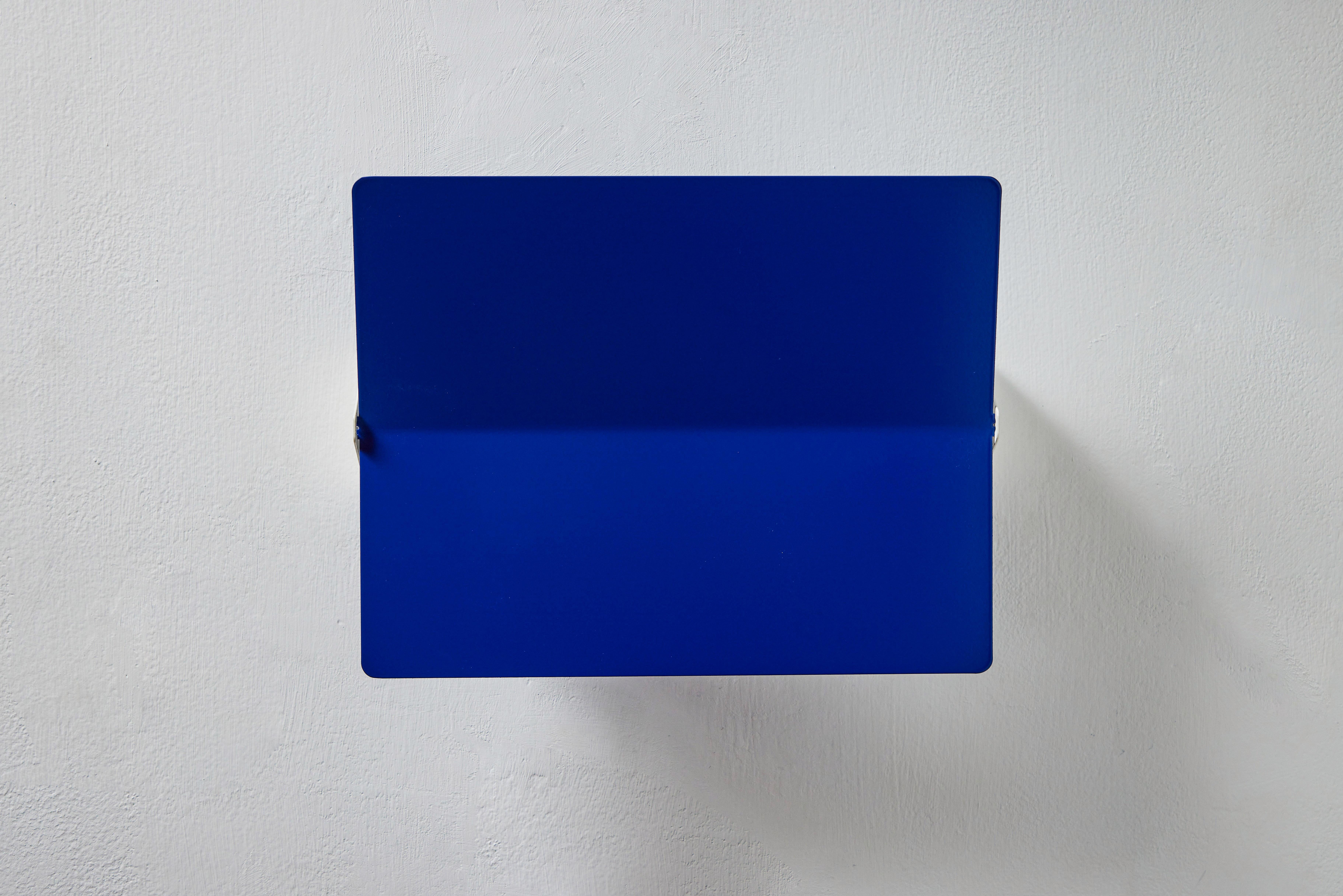 Large Charlotte Perriand 'Applique À Volet Pivotant Plié' Wall Light in Blue In New Condition For Sale In Glendale, CA