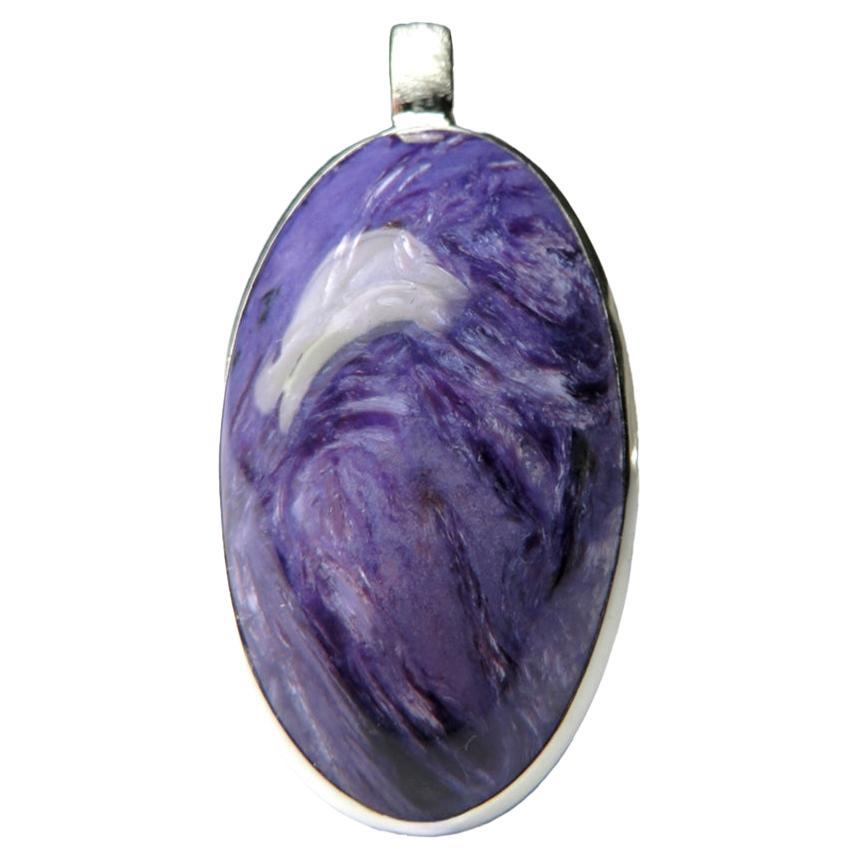 Grande ciondolo d'argento graffiato con Сharoite naturale di alta qualità
Peso del ciondolo - 13.98 grammi
Misure della pietra - 0,43 х 0,91 х 1,57 in / 11 х 23 х 40 mm
altezza del pendente - 1,85 in / 47 mm