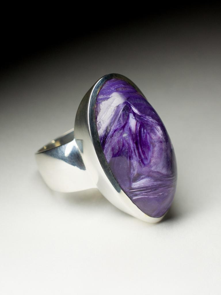Large Charoite Silver Ring Oval Violet Lavender Flower Powerful Natural Gemstone For Sale 2