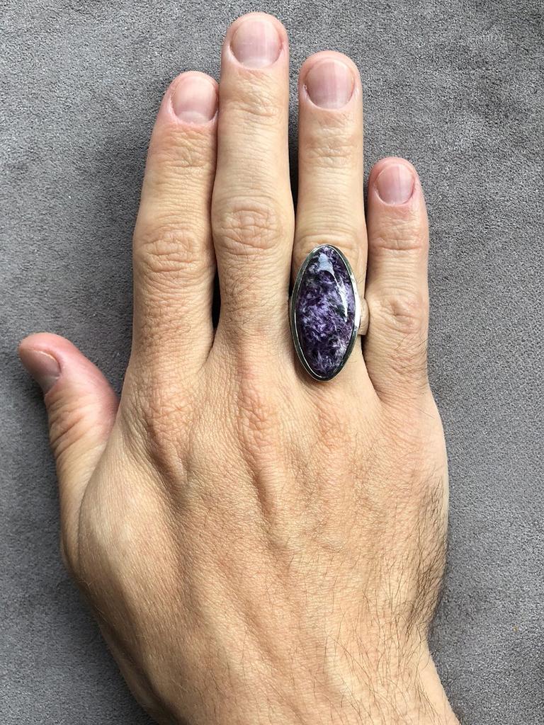 Artisan Large Charoite Silver Ring Purple Oval Natural Gemstone Unisex Vintage style For Sale