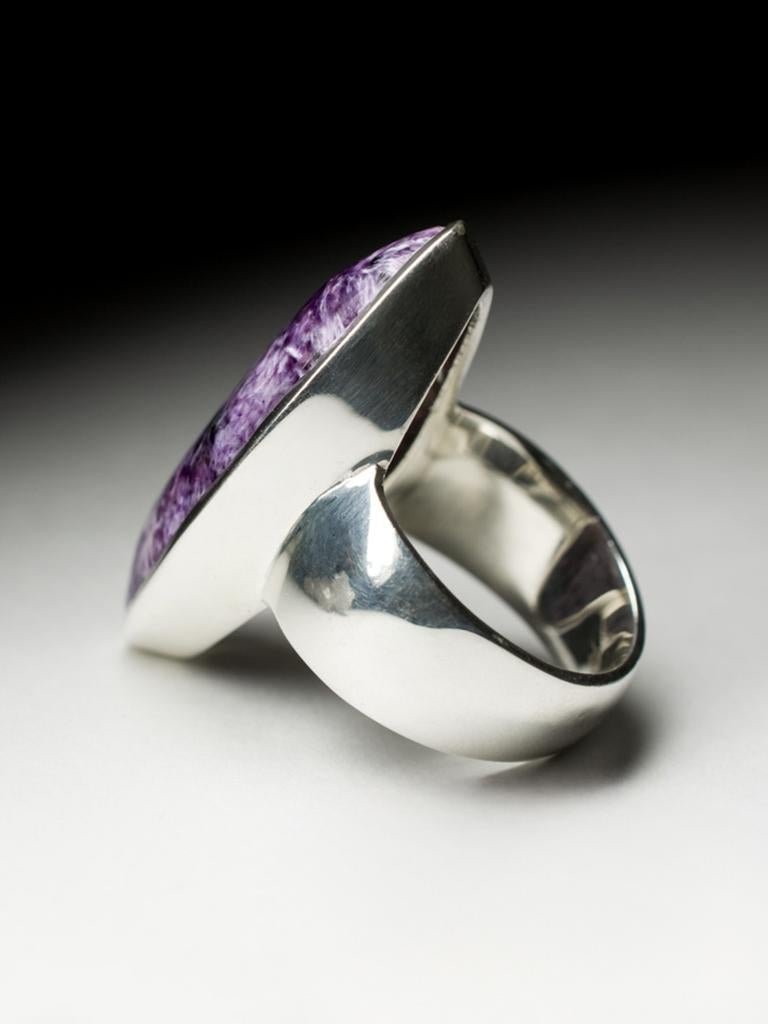 Large Charoite Silver Ring Purple Oval Natural Gemstone Unisex Vintage style For Sale 1