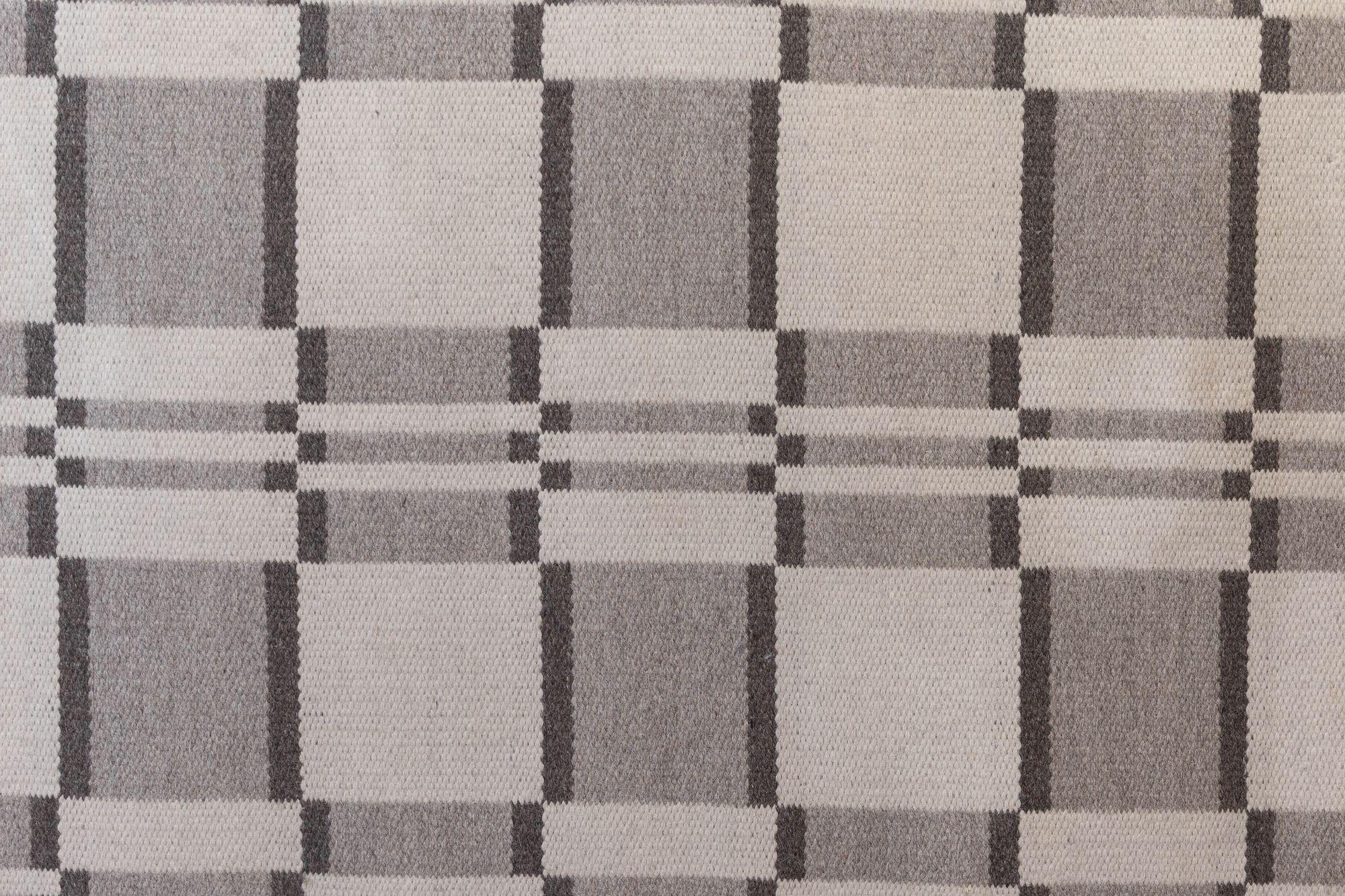 Großer karierter schwedischer Kelim (Moderne der Mitte des Jahrhunderts) im Angebot