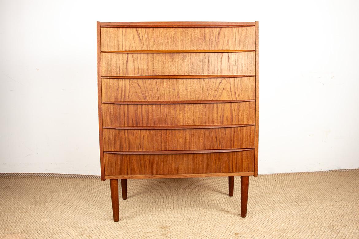 Danois Grande commode à sept tiroirs, en teck, modèle 