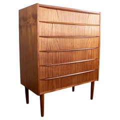 Large chest of drawers, seven-drawer chest, teak, “Tallboy” model, Denmark 1960.