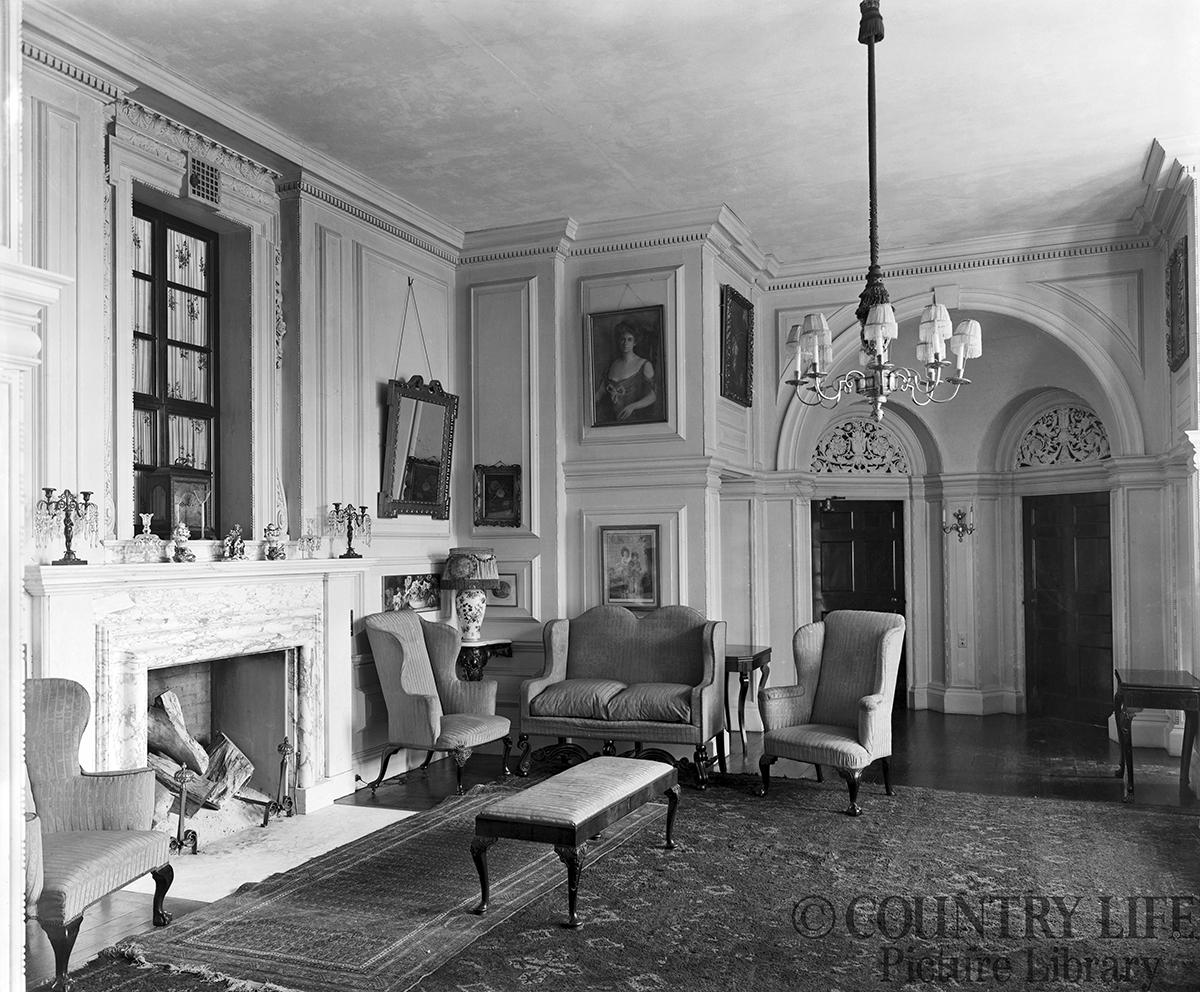 Large Chimneypiece By Sir Edwin Luyens For Sale 2