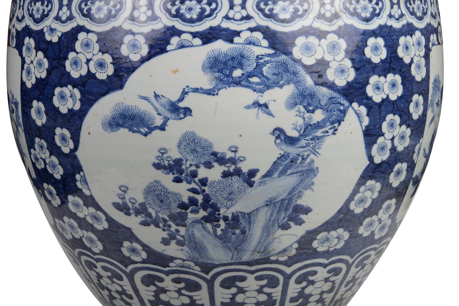Large Chinese 19th Century Blue and White Jardinière 2