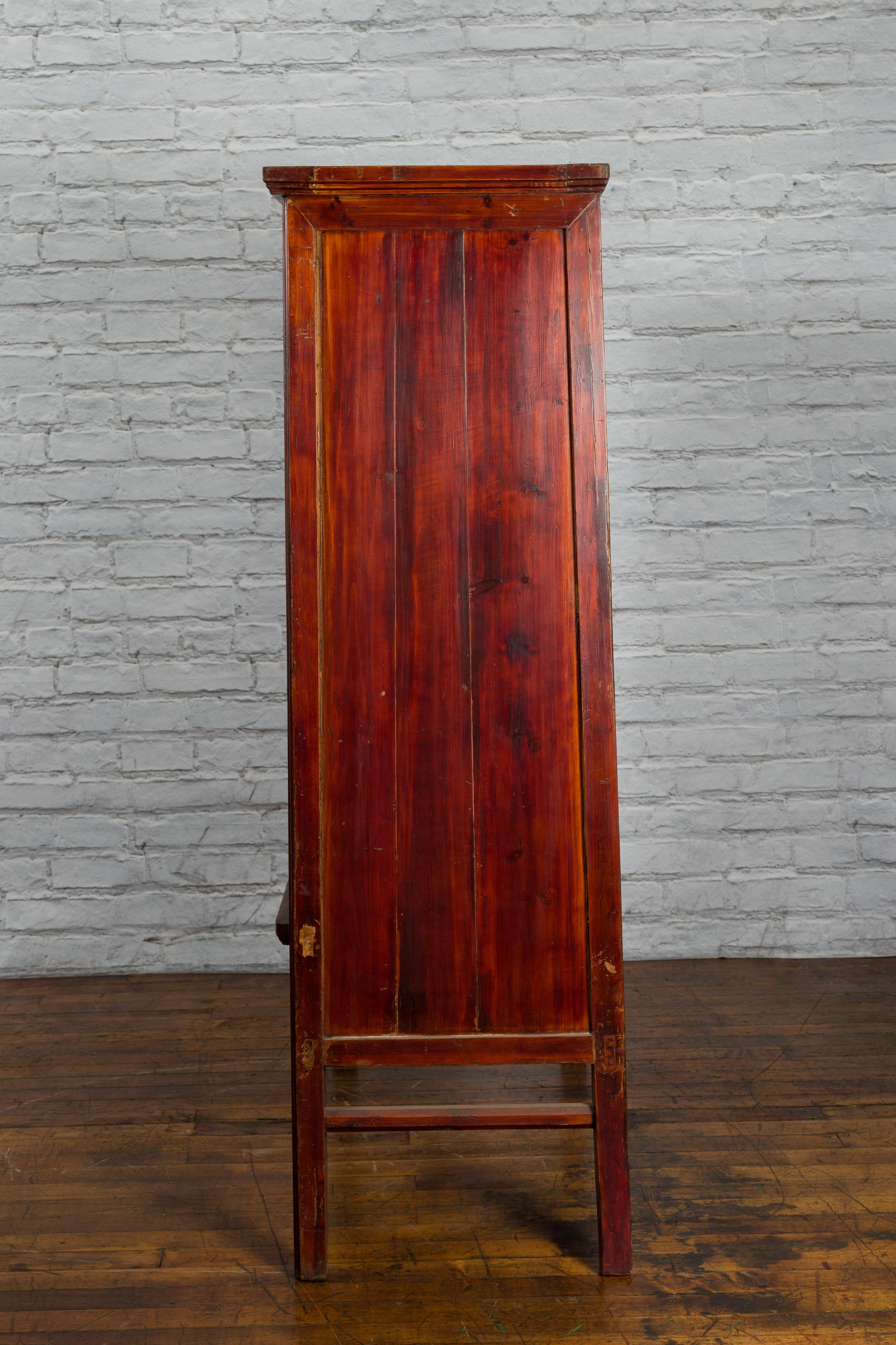 Large Chinese 19th Century Qing Dynasty Tapering Cabinet with Accordion Doors For Sale 6