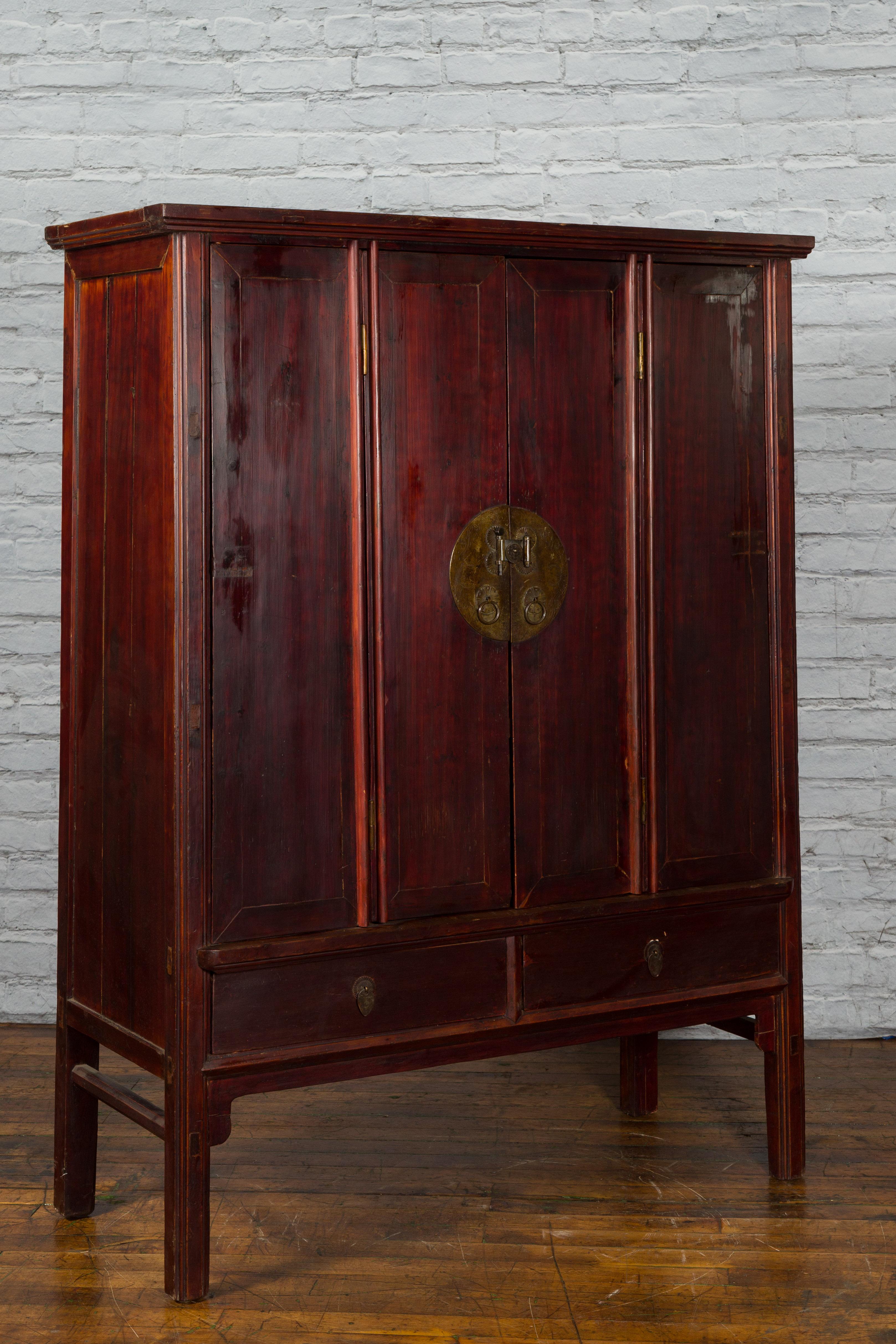 Lacquered Large Chinese 19th Century Qing Dynasty Tapering Cabinet with Accordion Doors For Sale