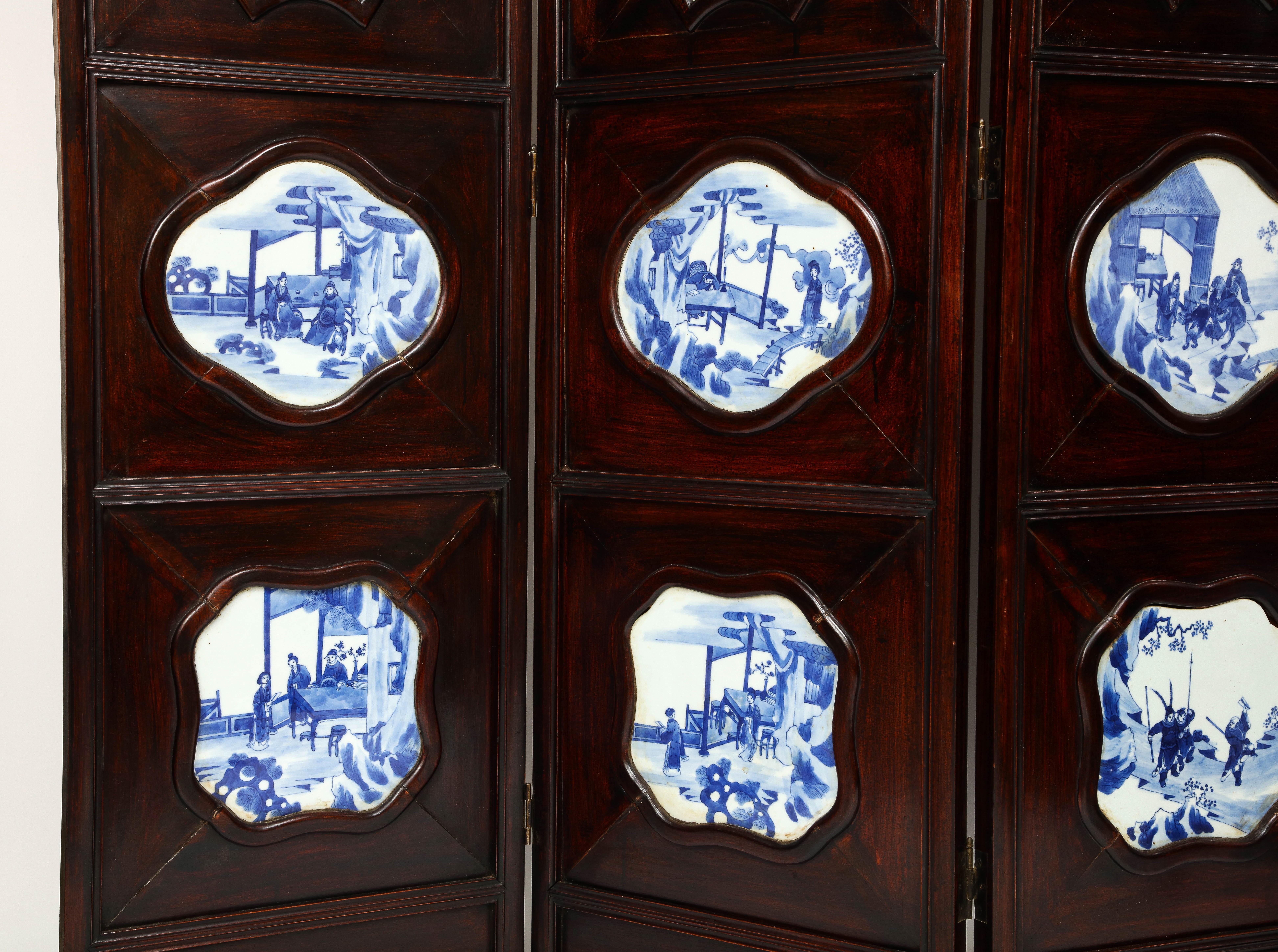 Large Chinese 4-Fold Hardwood Screen inset with Blue & White Porcelain Plaques For Sale 4