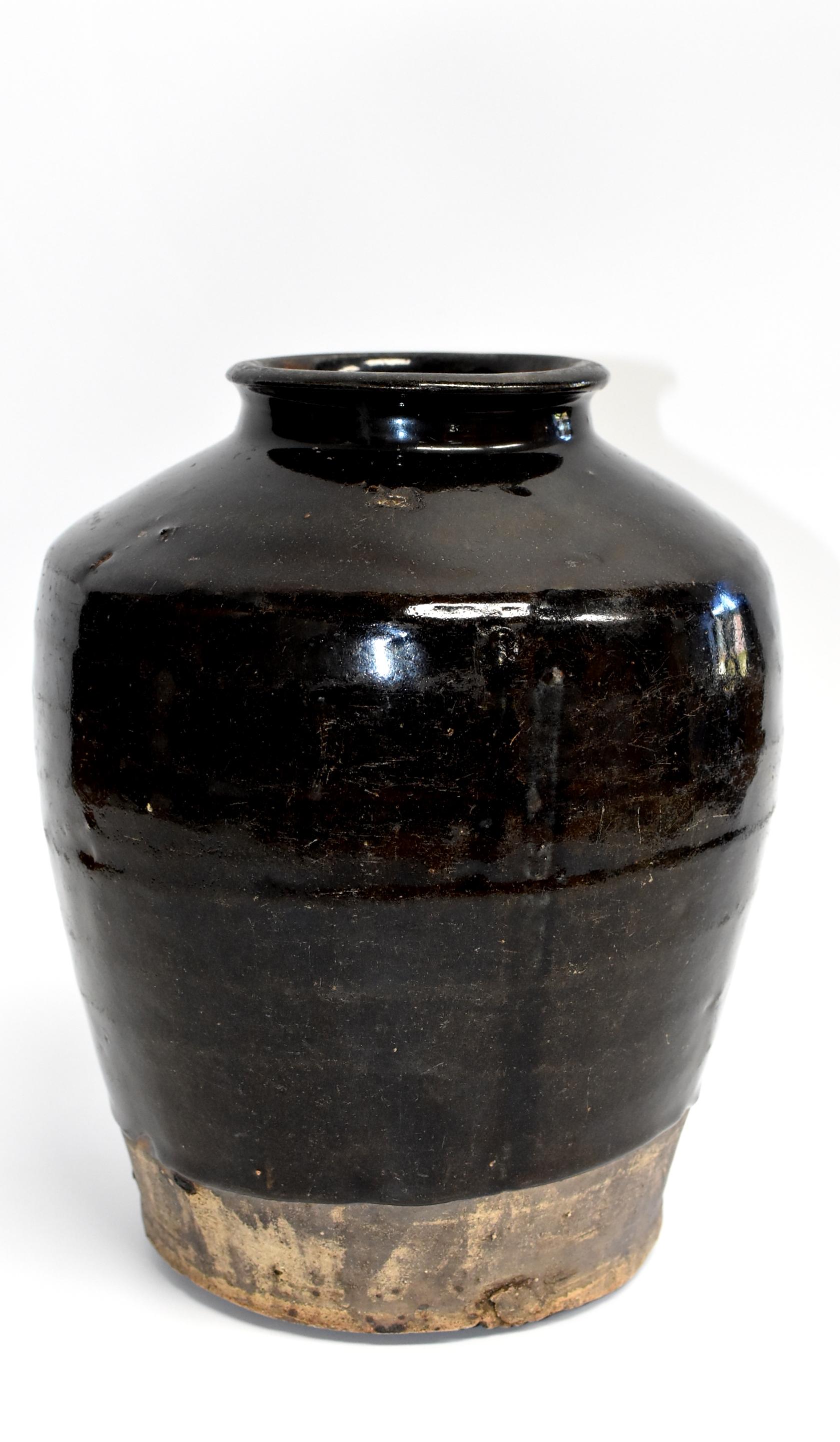 Large Chinese Antique Black Jar, High Shoulder 4