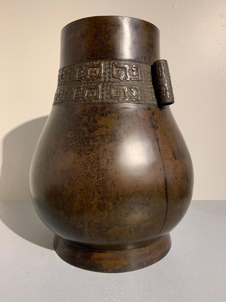 Large Chinese Archaistic Bronze Hu Arrow Vase, Ming/Qing Dynasty, 17th