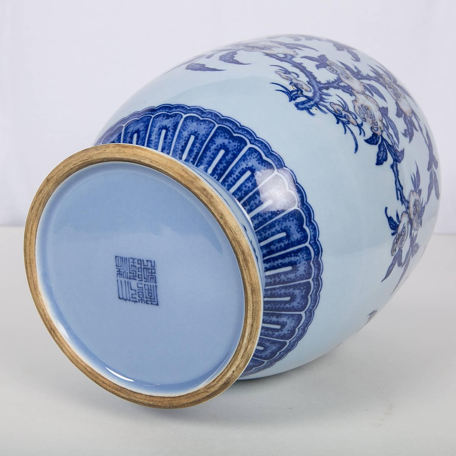 Hand-Painted Large Chinese Blue and White Vase Copper Red Decoration Late 19th-Early 20th C