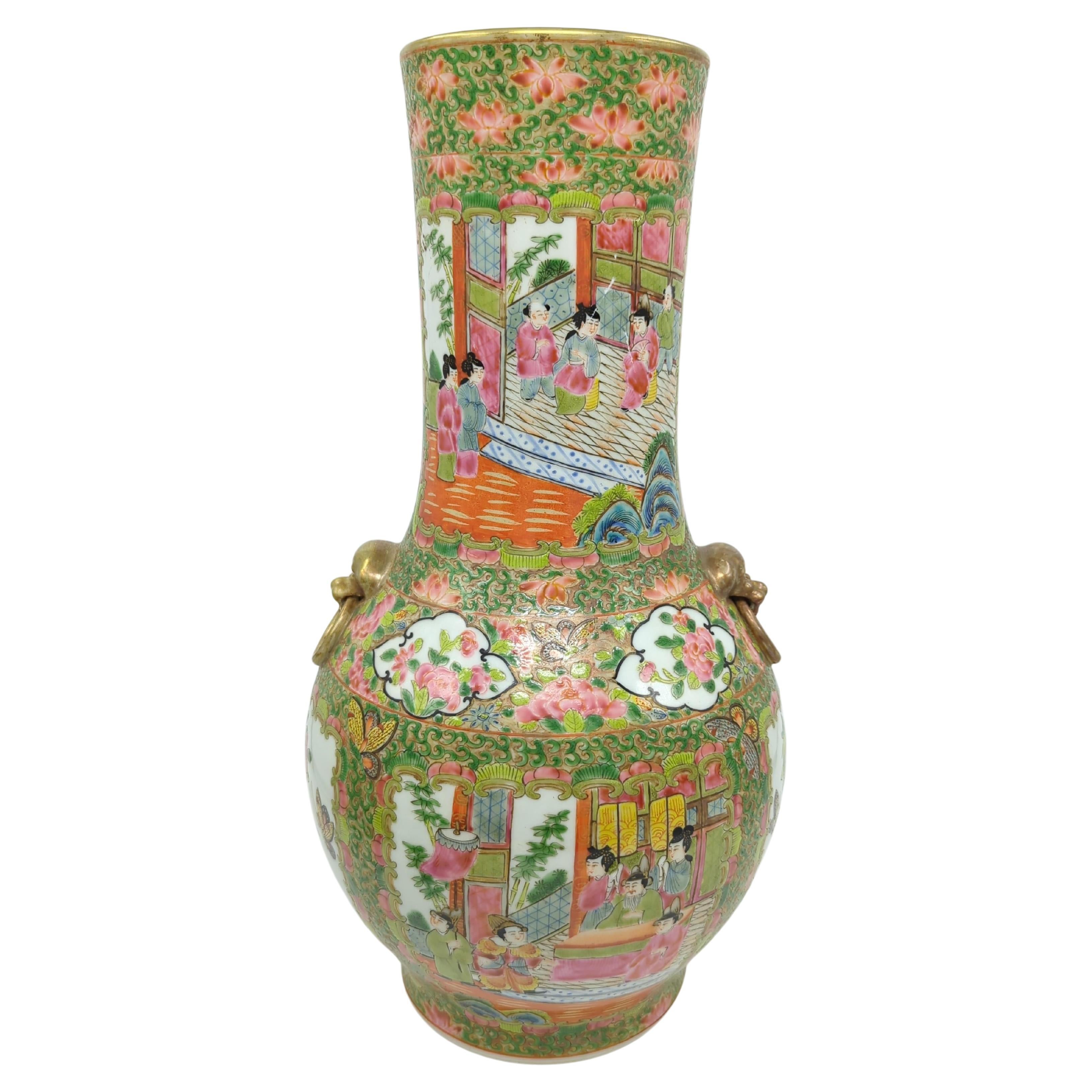 Grande vaso cinese Canton a medaglione con manici dorati We the Beast 19-20c in vendita
