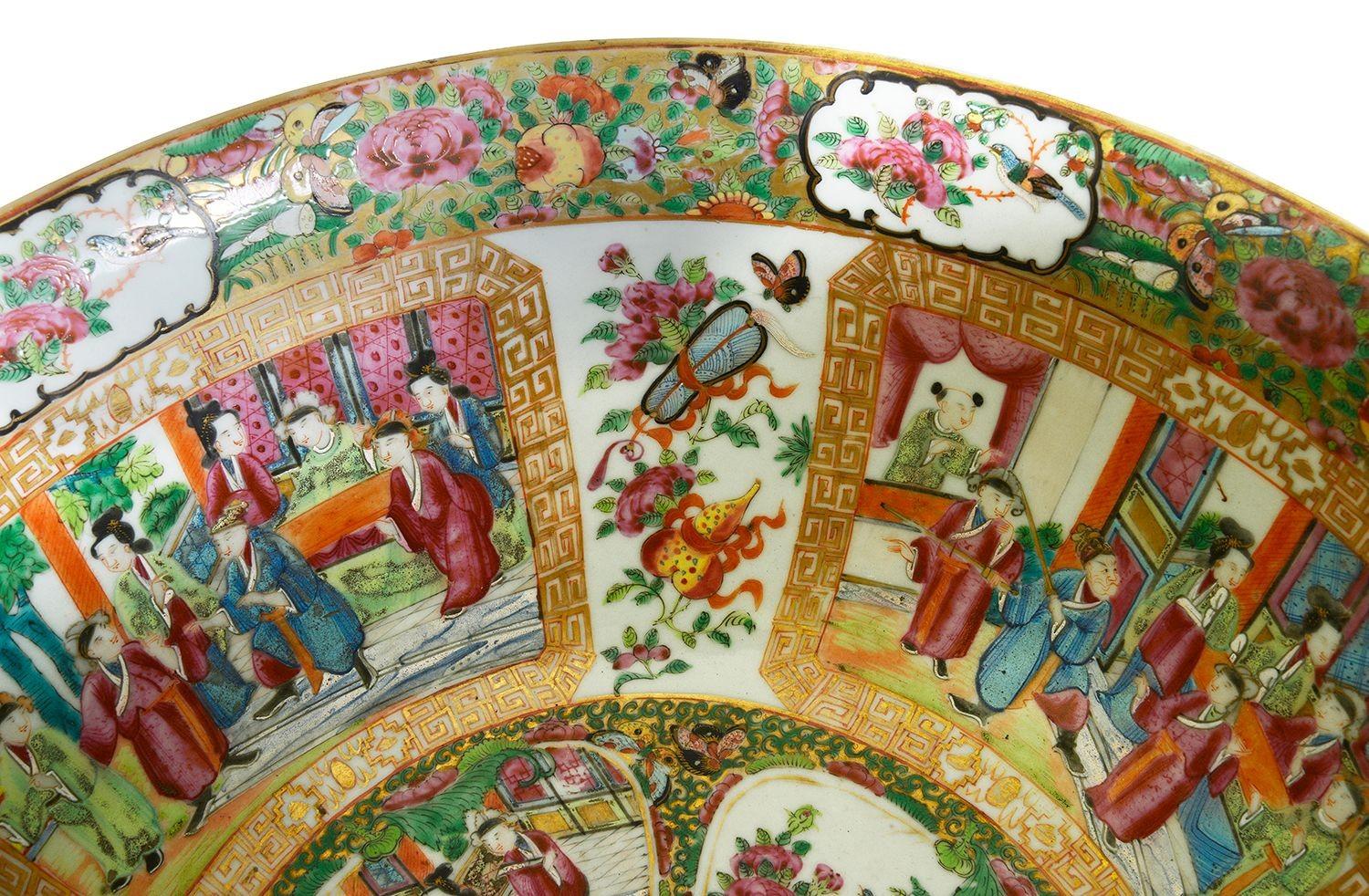 Porcelaine Grand bol chinois à médaillon de Canton / Rose, 16