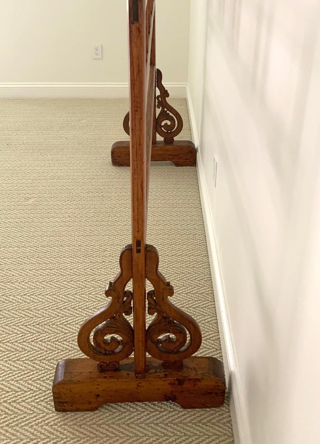 Large Chinese Carved Wood Robe Rack In Good Condition For Sale In Atlanta, GA