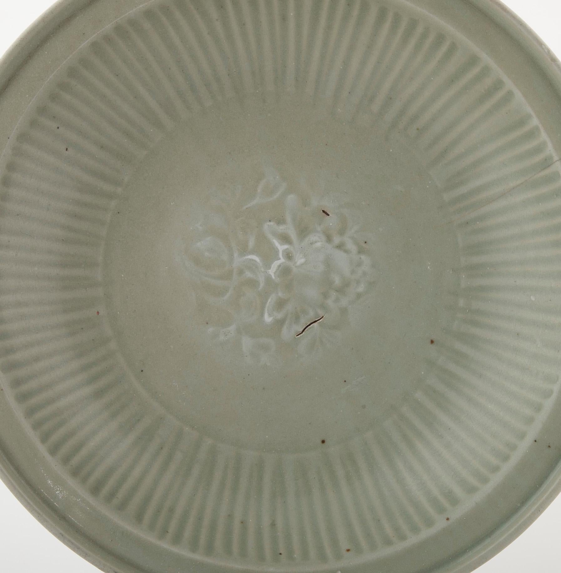Archaistic Large Chinese Celadon Shallow Bowl with Central Incised Peony Element For Sale