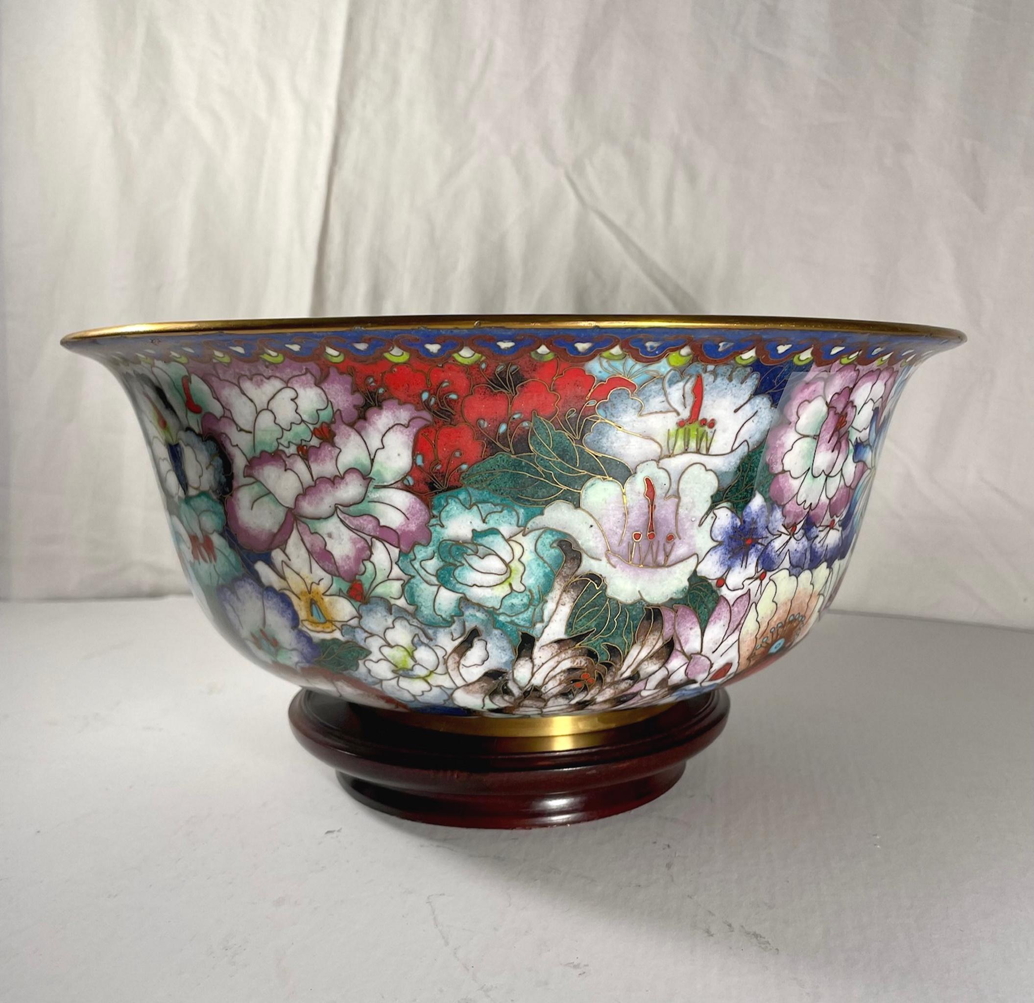 Large Chinese Cloisonne Enamel Bowl, Qing Dynasty For Sale 3