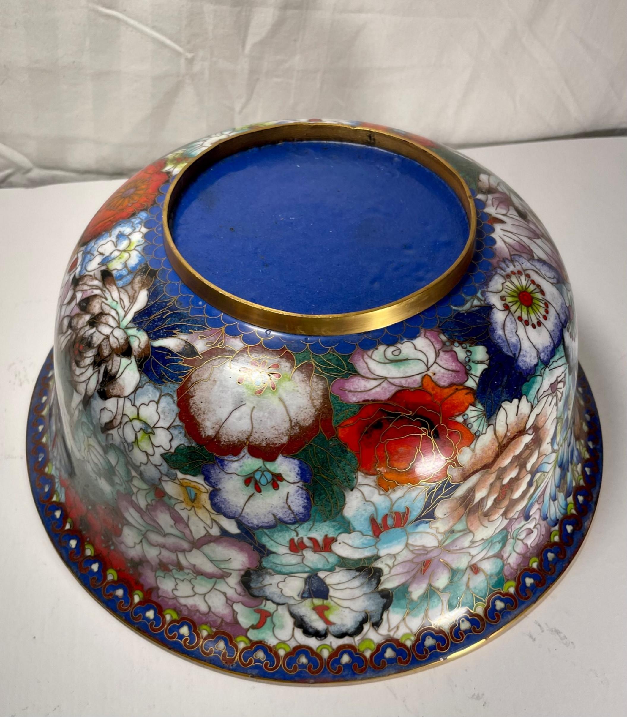 Large Chinese Cloisonne Enamel Bowl, Qing Dynasty For Sale 5