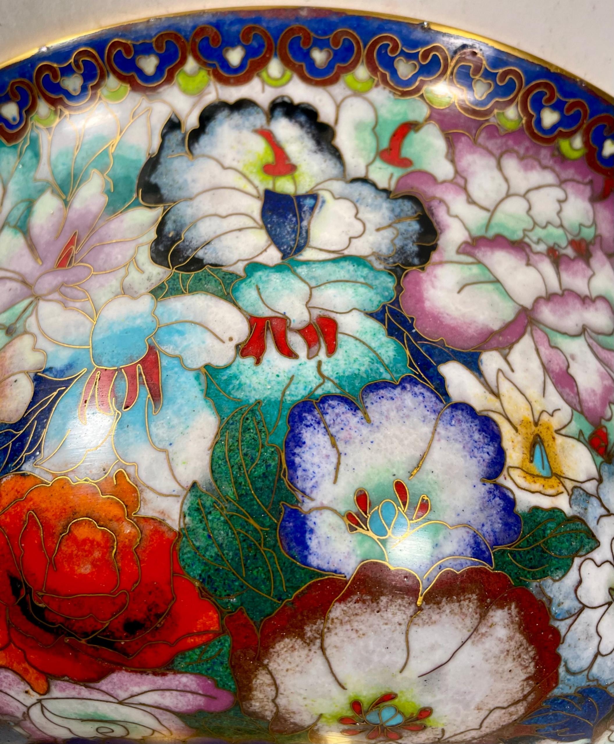 Cloissoné Large Chinese Cloisonne Enamel Bowl, Qing Dynasty For Sale
