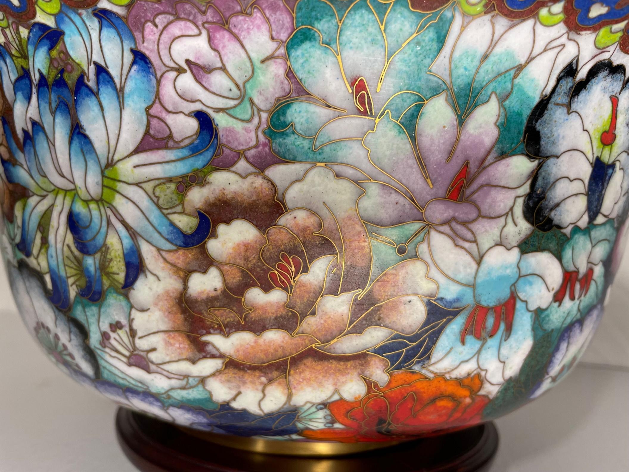 Gran cuenco chino de esmalte cloisonné, dinastía Qing Cobre en venta