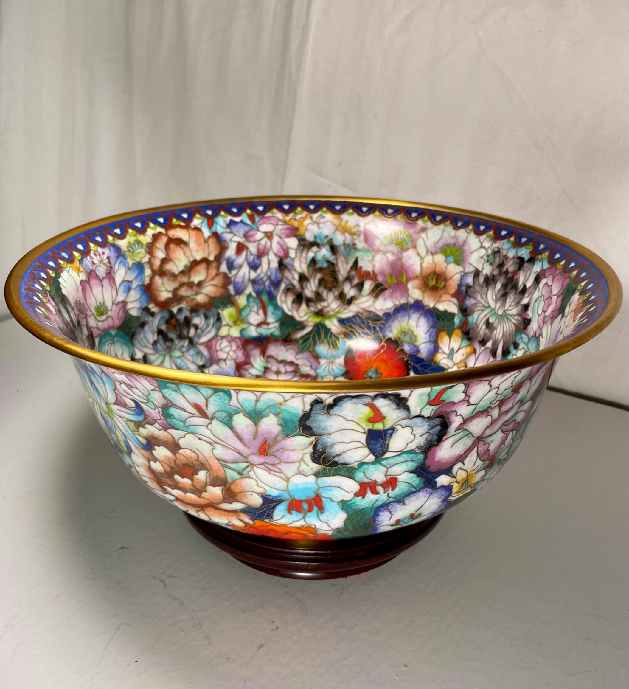 20th Century Large Chinese Cloisonne Enamel Bowl, Qing Dynasty For Sale