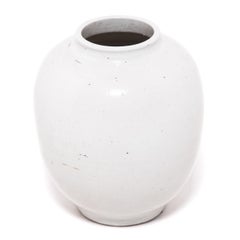 Large Chinese Cloud White Onion Jar