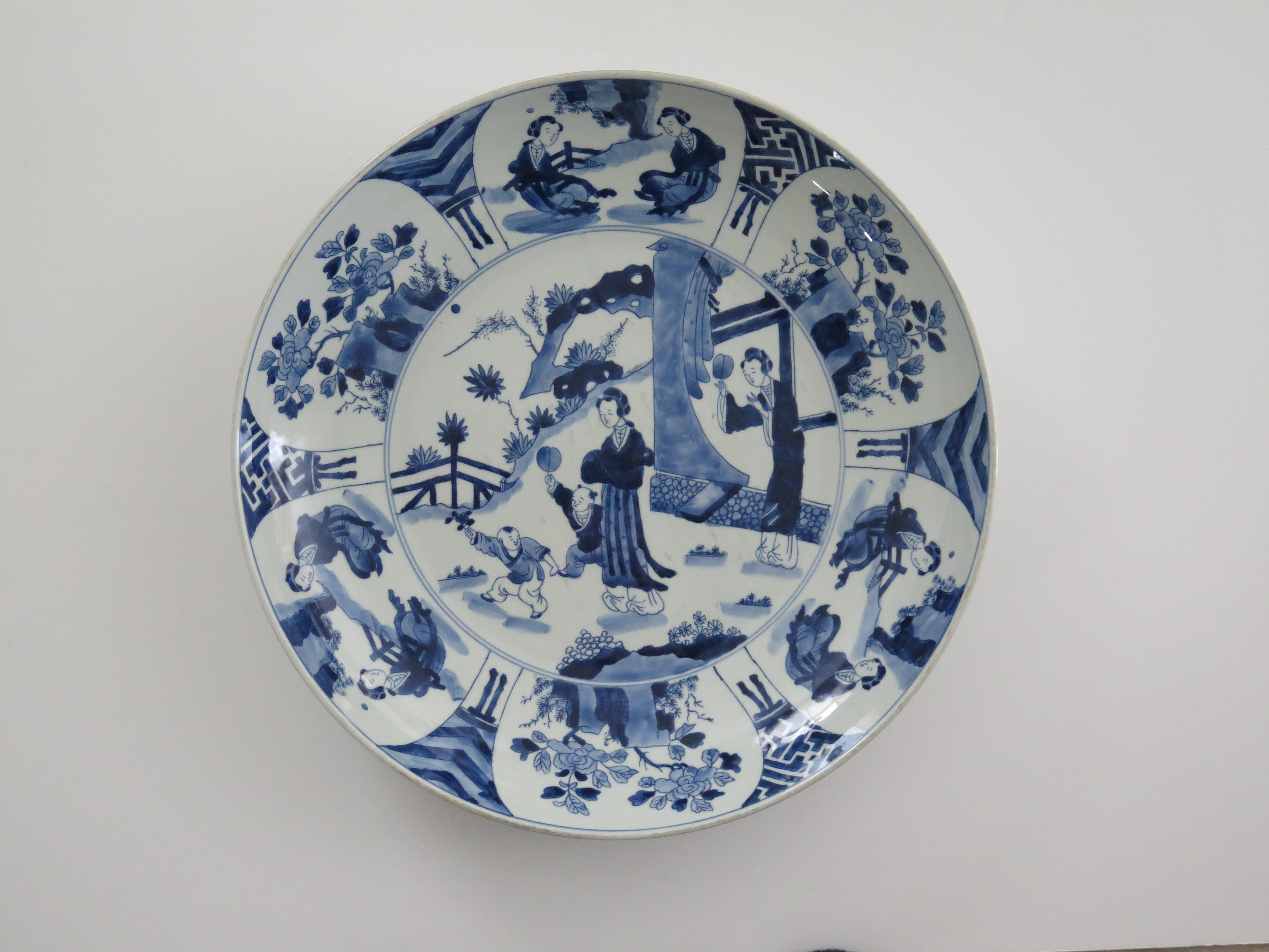 Hand-Painted Large Chinese Export Dish or Plate Porcelain Blue & White, Circa 1920s For Sale
