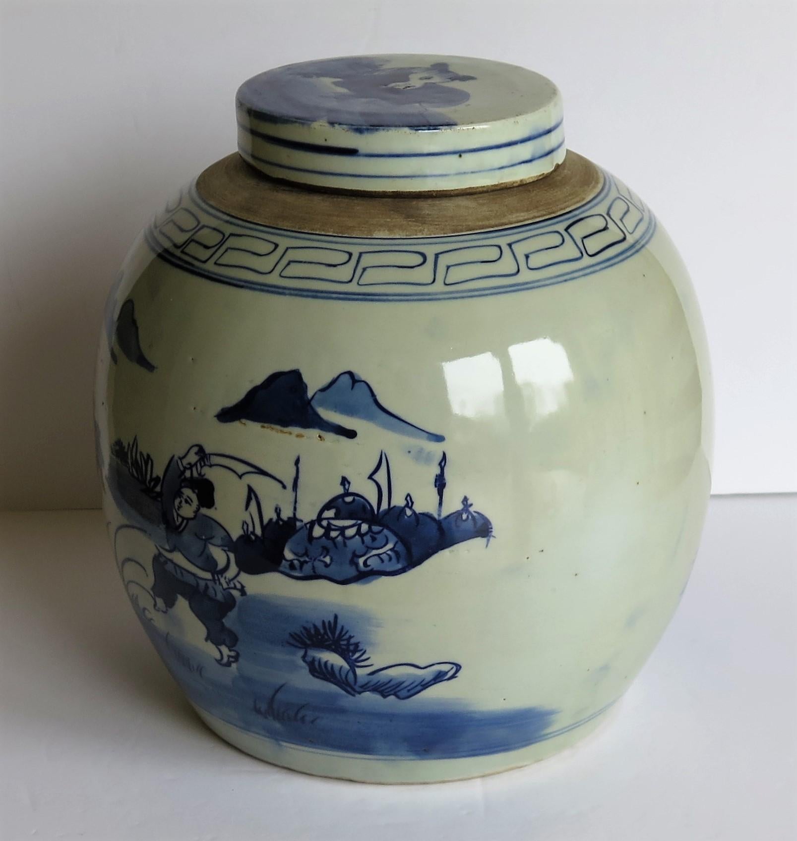 Large Chinese Export Lidded Jar Blue and White Hand Painted, Mid-20th Century 1