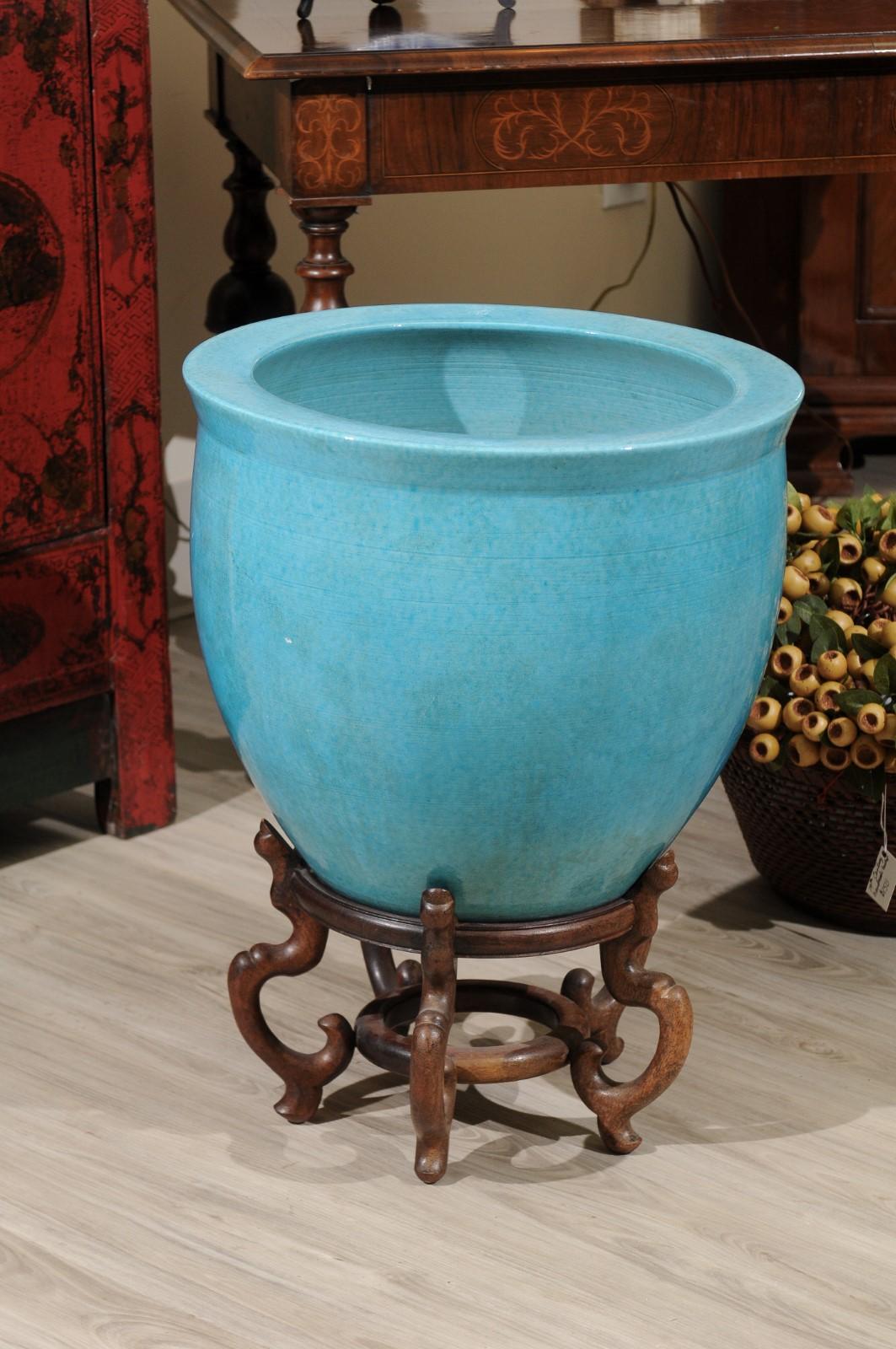 A beautiful high quality reproduction Chinese turquoise glaze porcelain planter.
 