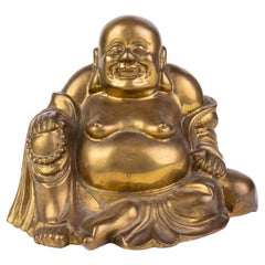 Grande sculpture chinoise de Bouddha riant en bronze doré 