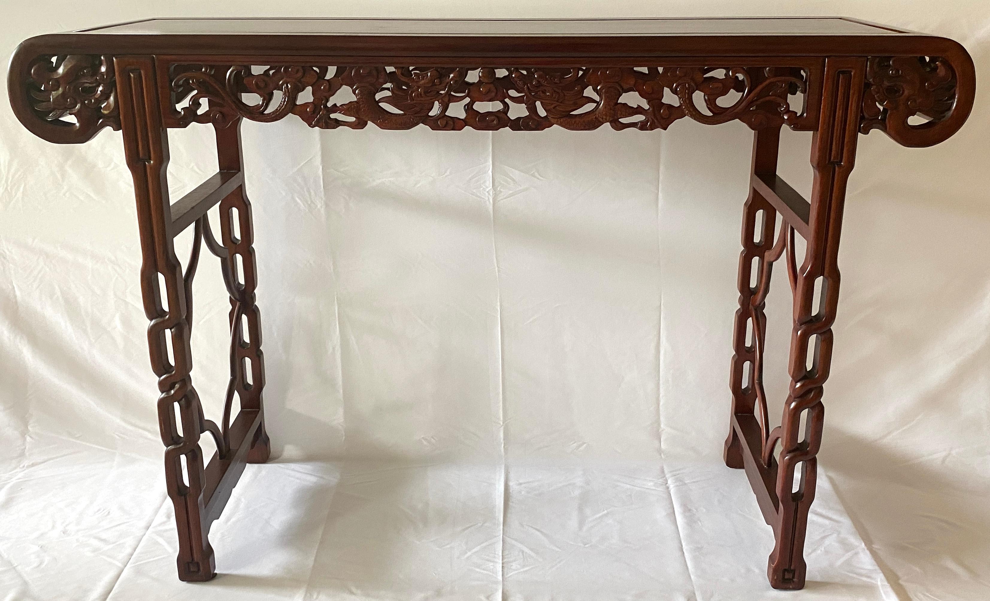 Large Chinese Hand Carved Dragon Altar Table or Rosewood Entry Table For Sale 5