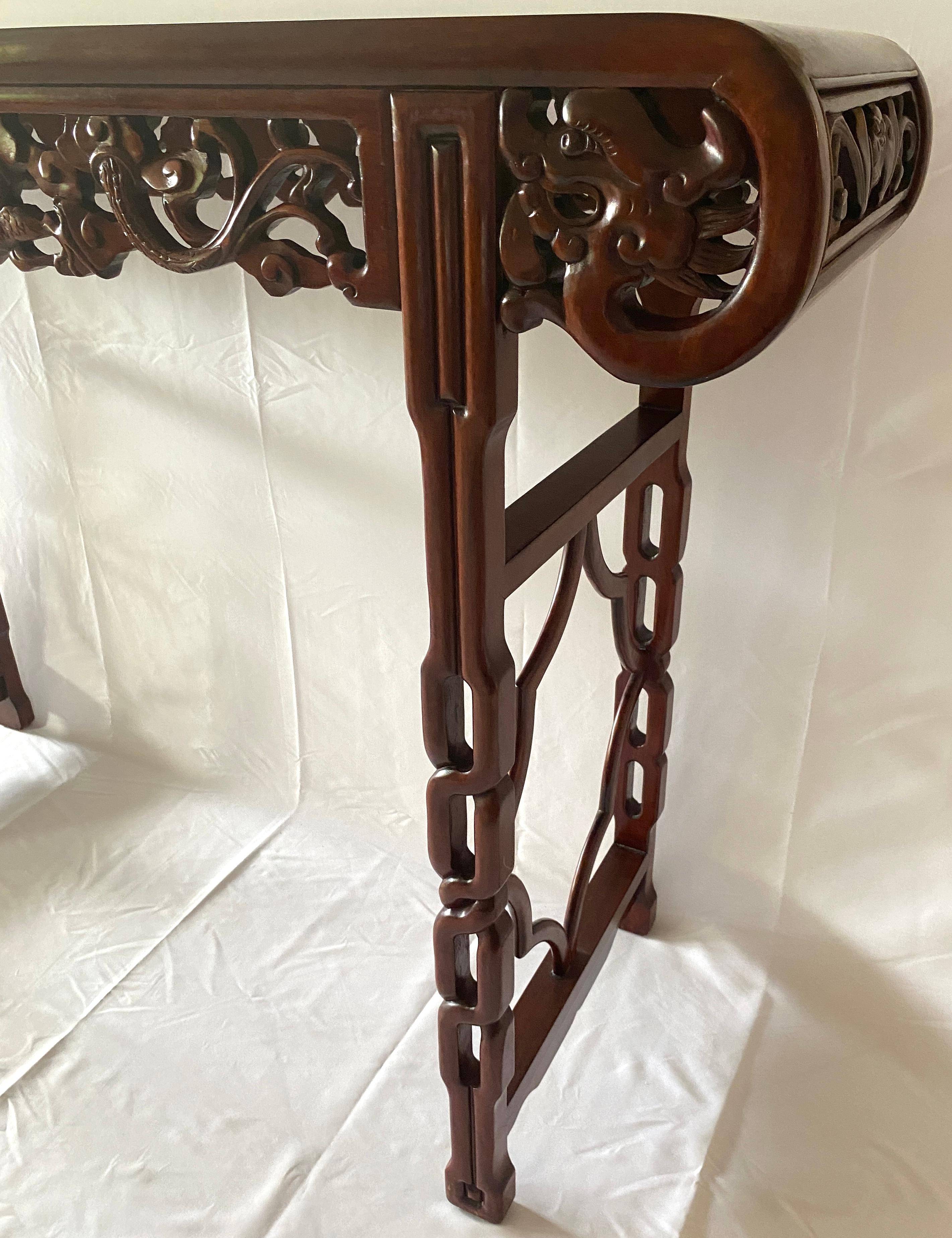 Large Chinese Hand Carved Dragon Altar Table or Rosewood Entry Table For Sale 1
