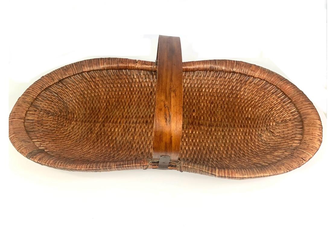 Cesta grande china tejida a mano Ming en venta