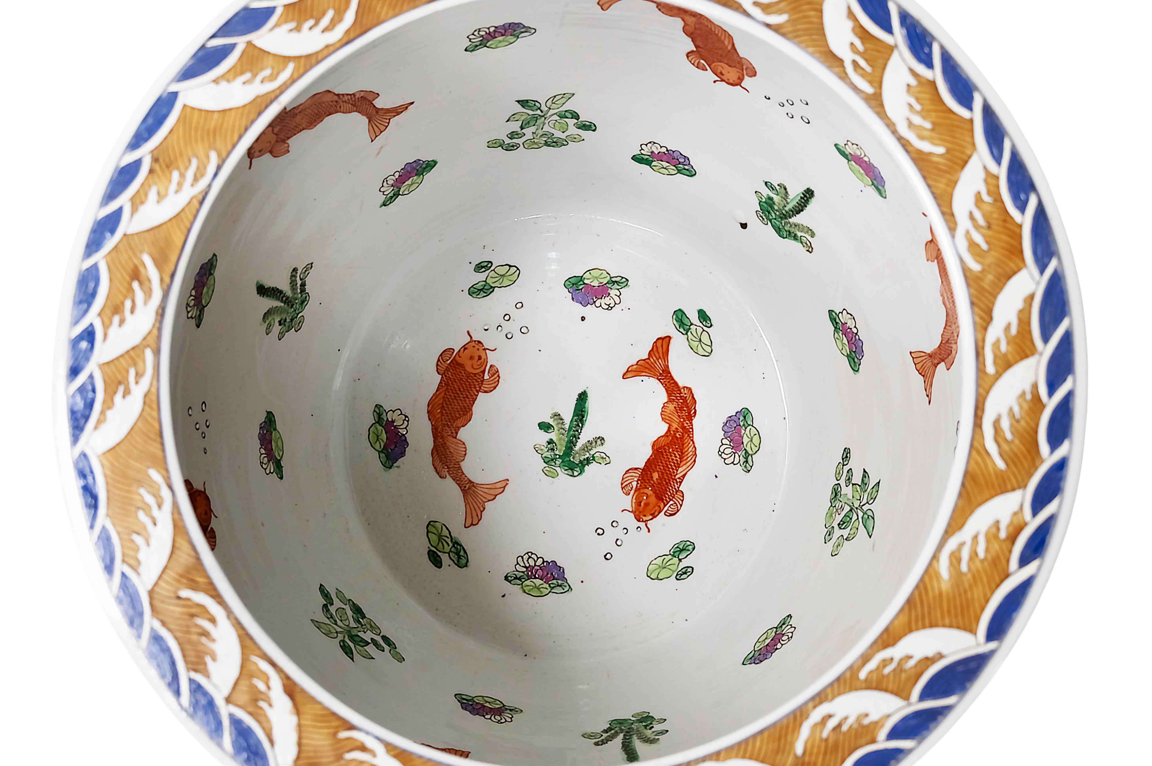 Large Chinese Handmade Ceramic Planter Pot Fish Basin In Good Condition For Sale In Vilnius, LT