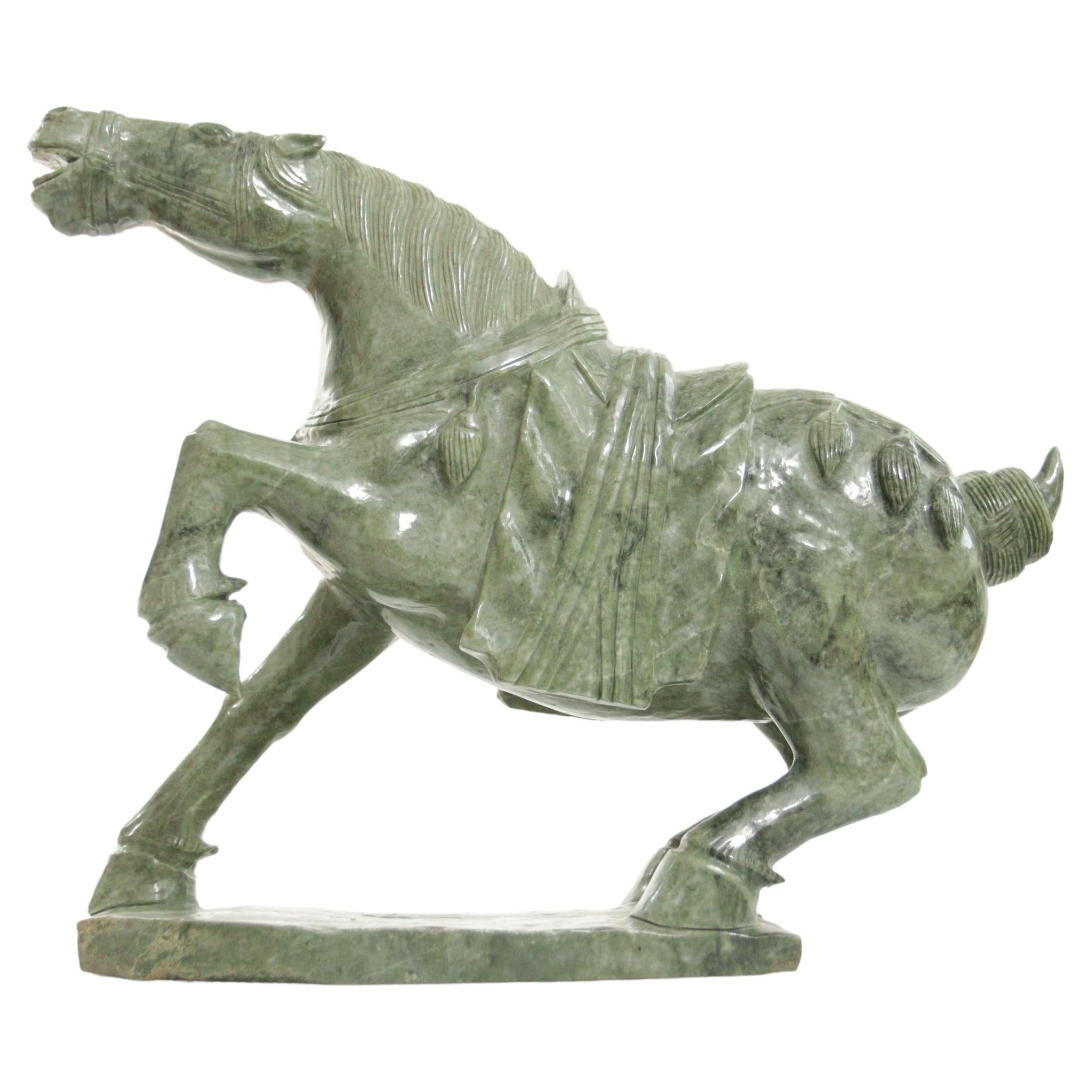 Grand cheval chinois en jade 